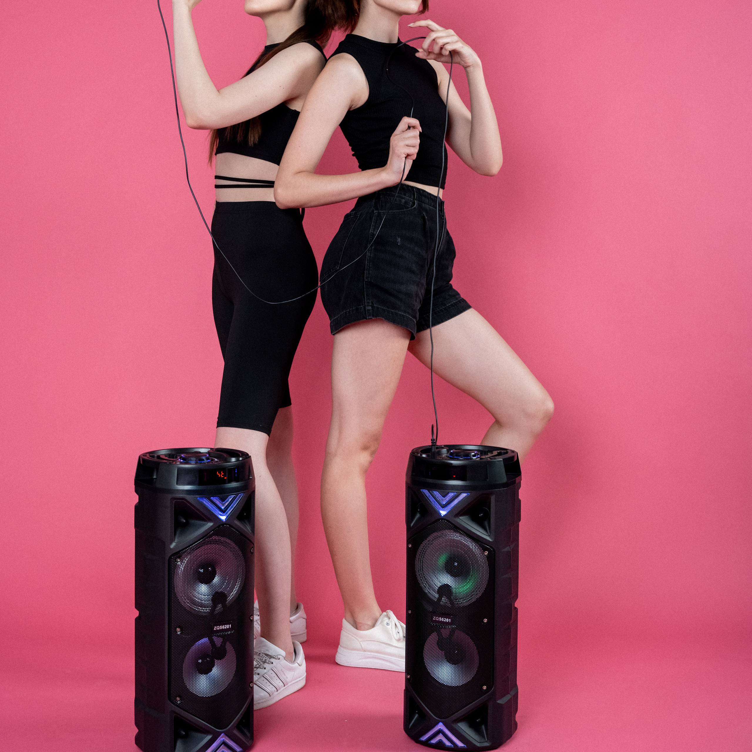 Предметное фото товаров для хобби - удобные и качественные аксессуары для вашего хобби.