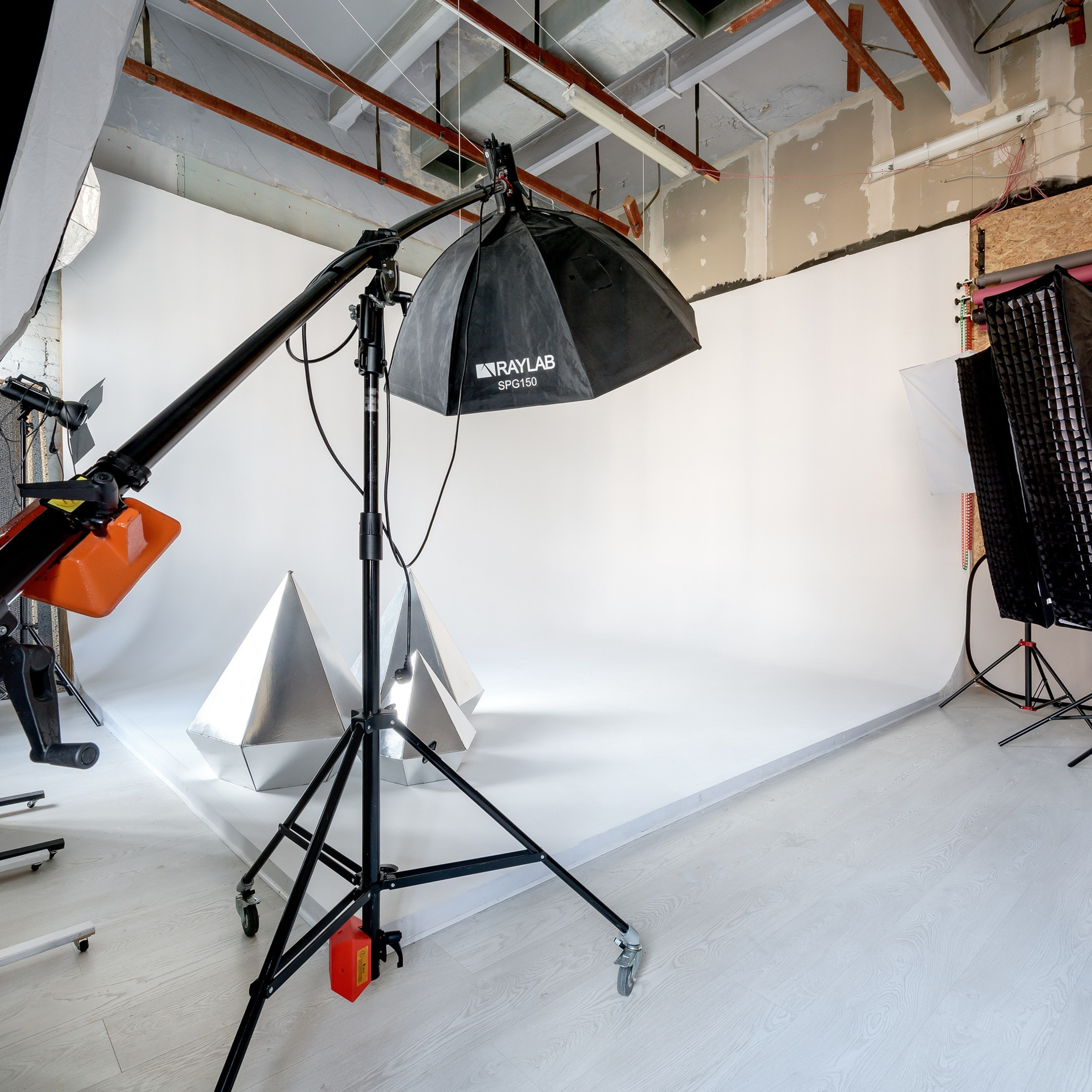 PROSVET — зал Fashion