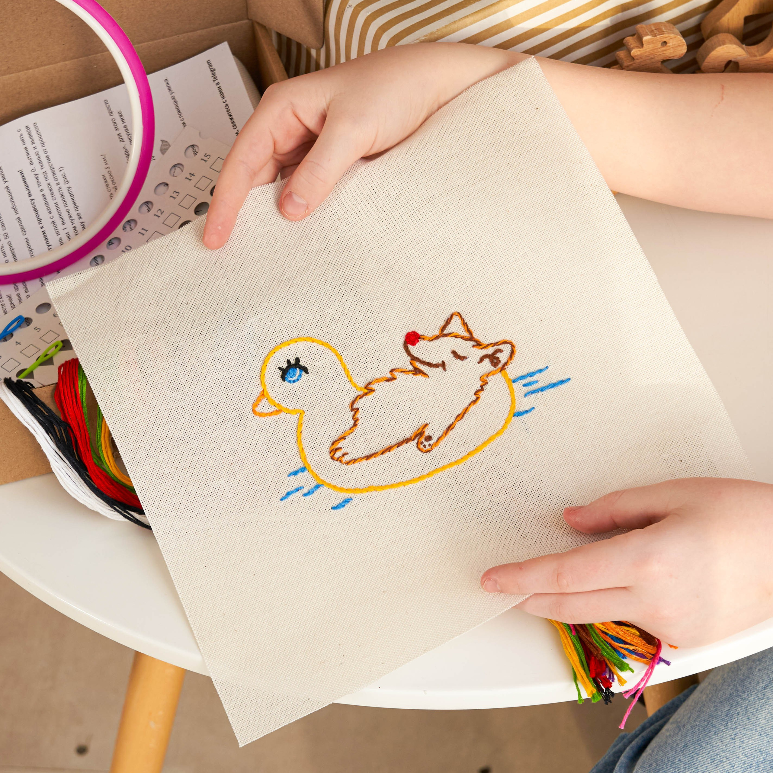 Предметное фото товаров для хобби - материалы, которые помогут воплотить ваши идеи в жизнь.