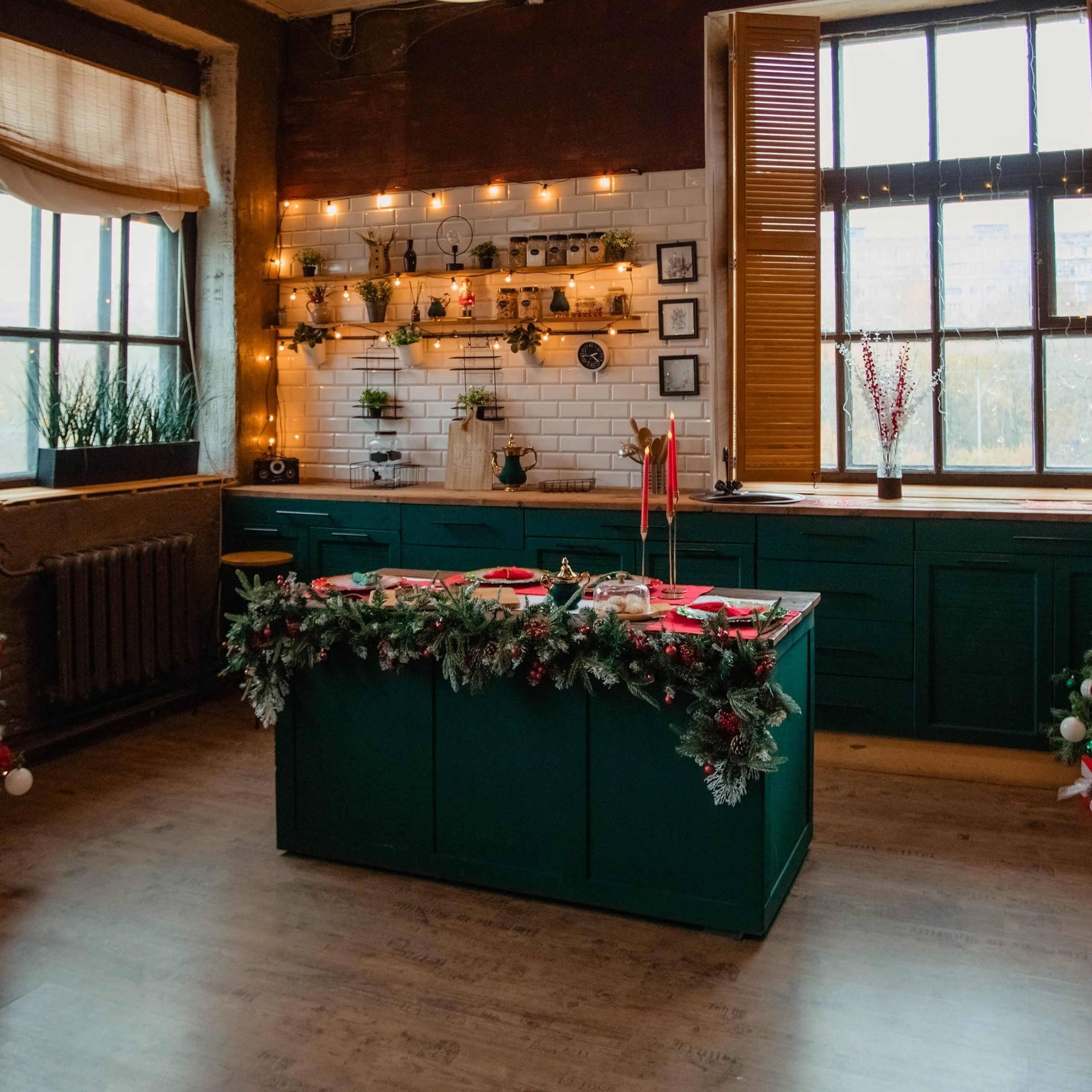 NewTone — Темный зал