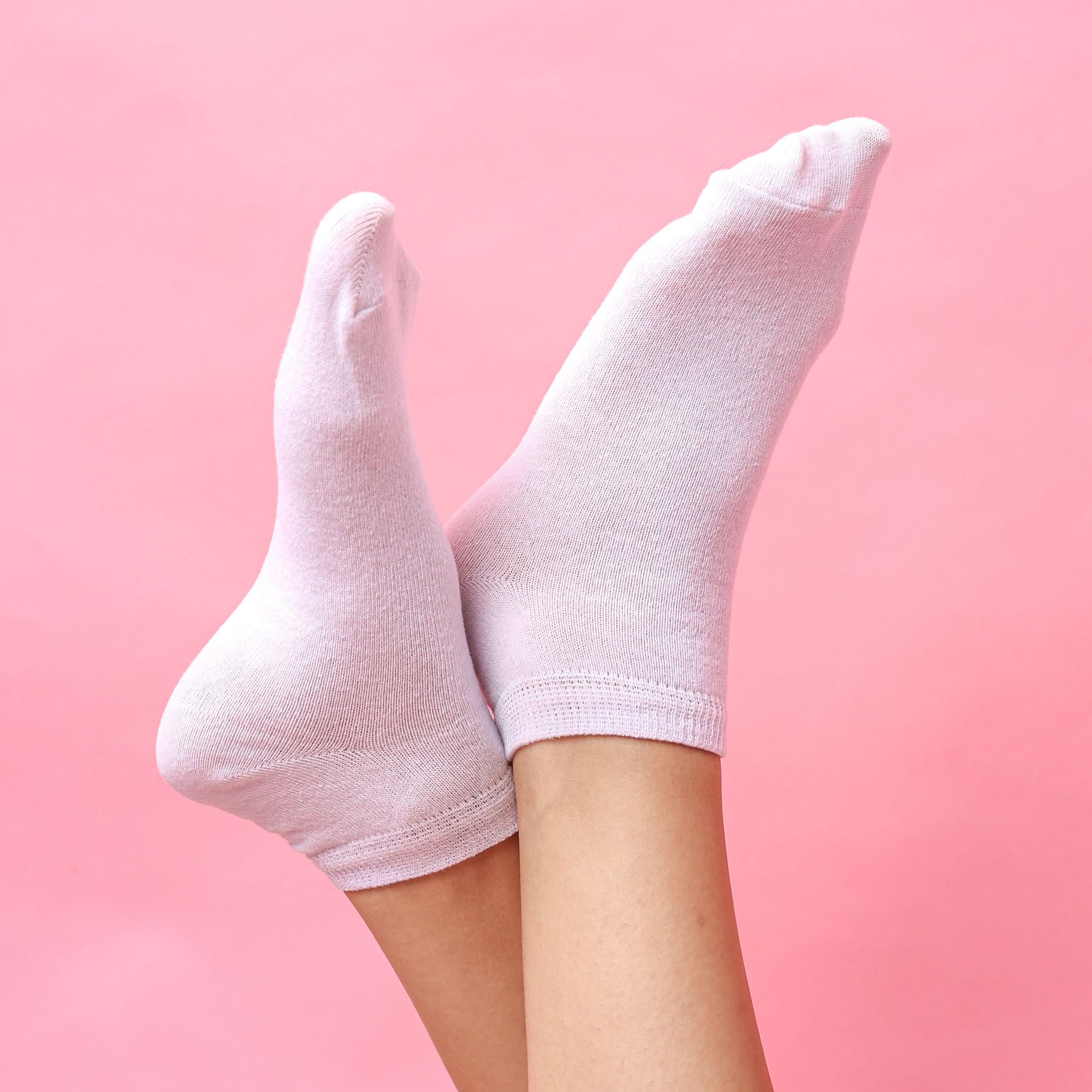 Предметная съёмка носков и платочков и фото для маркетплейсов