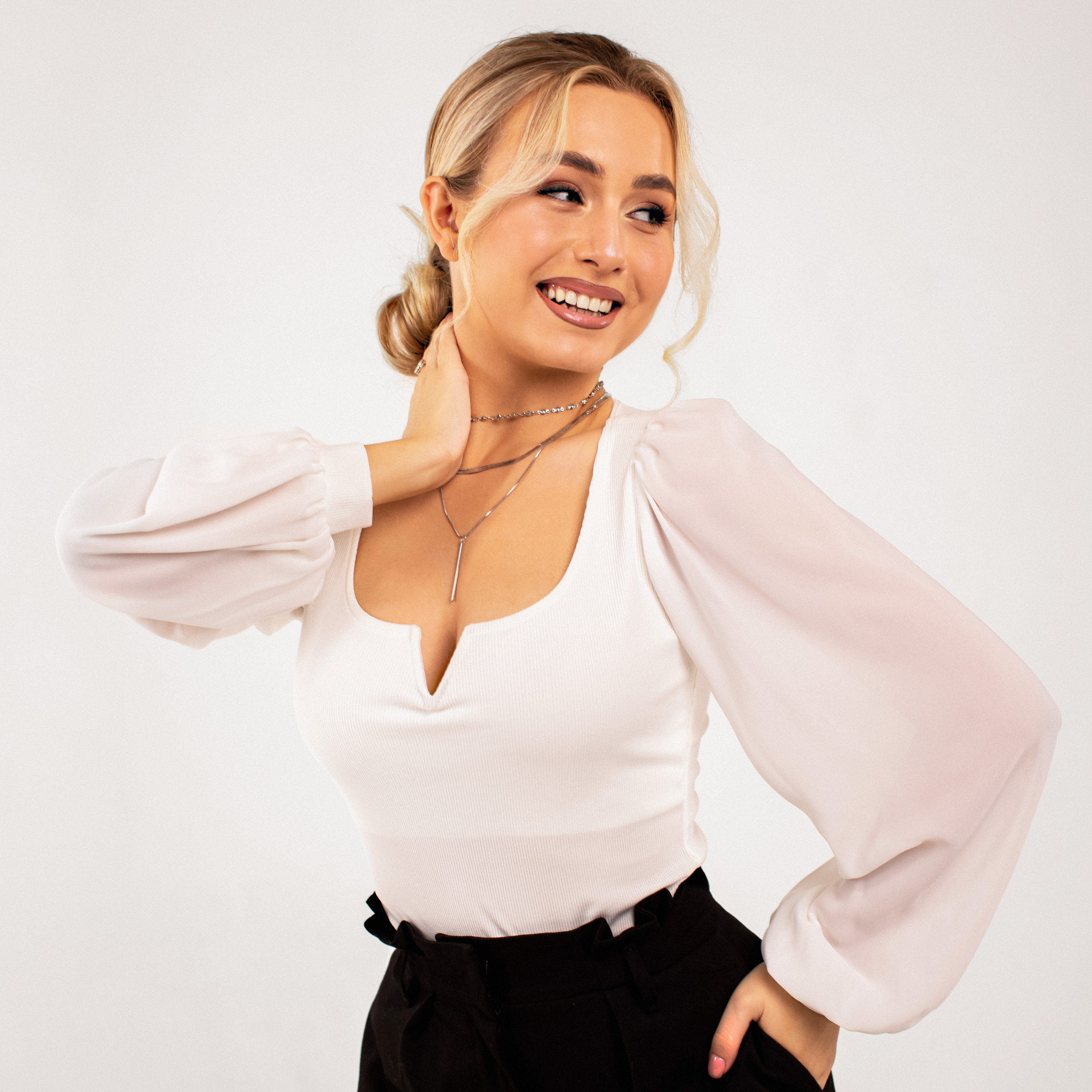 Предметное фото -  фокус на деталях одежды