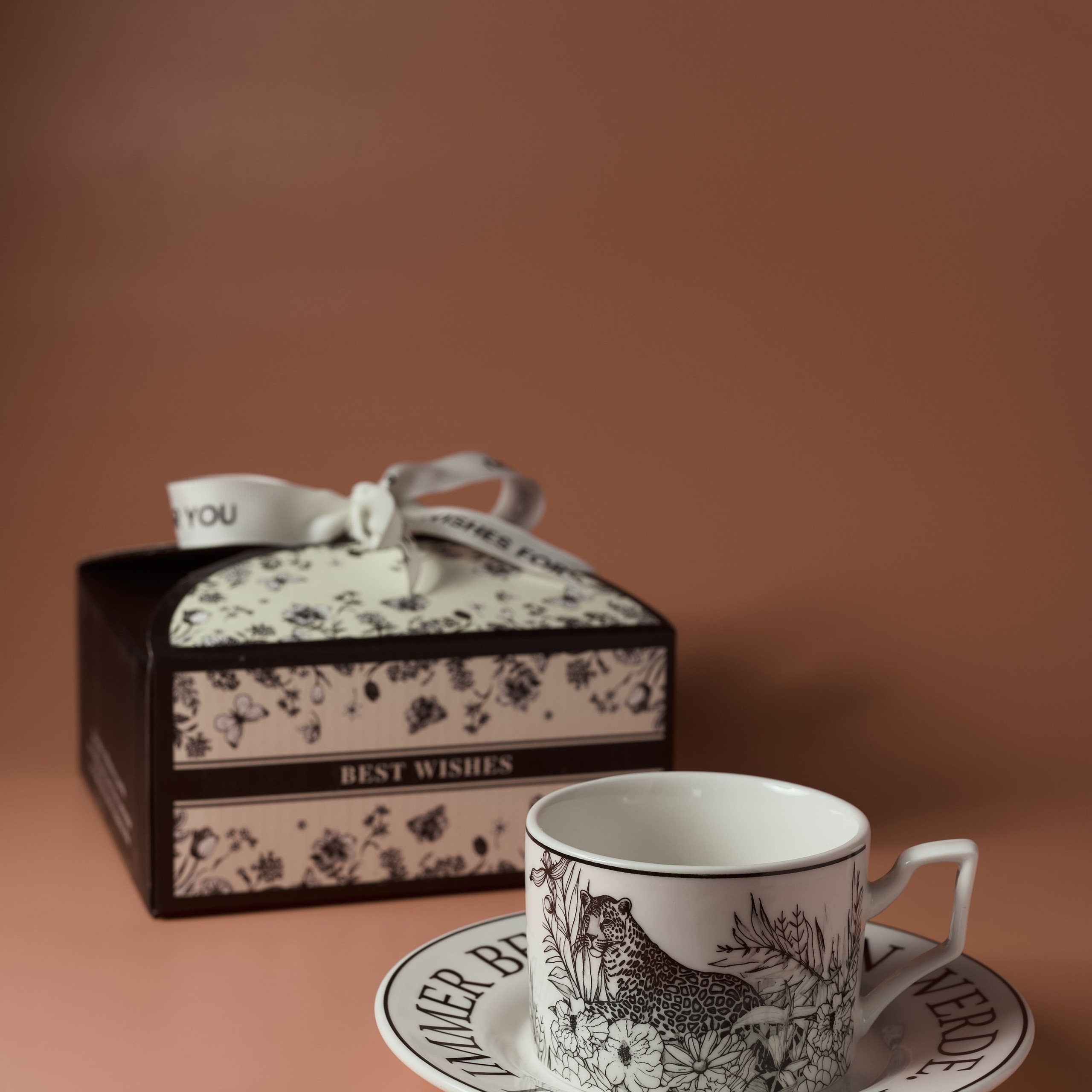 Предметная съёмка посуды — фото для маркетплейсов | Sale Easy