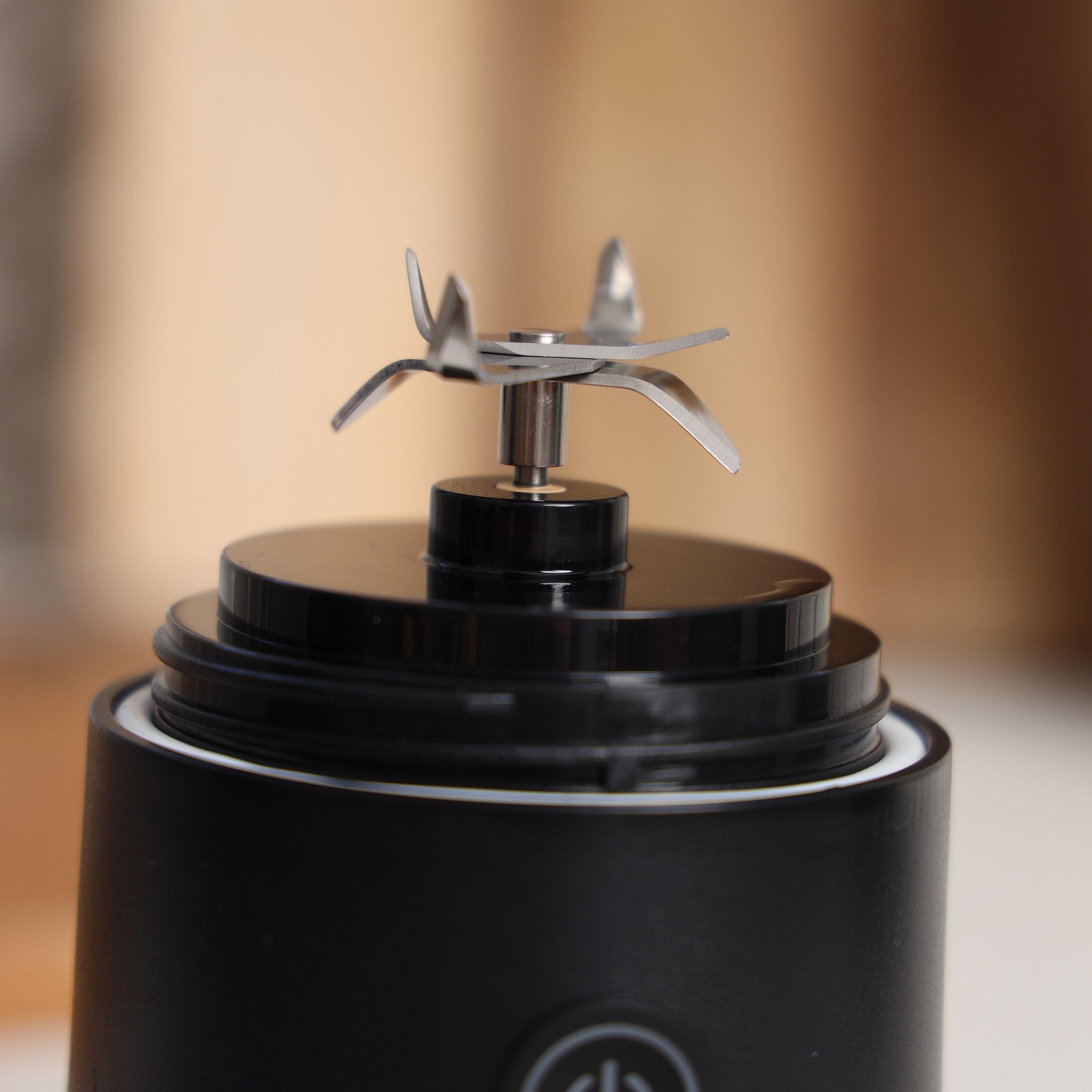 Эстетичная съемка для подчеркивания высококачественных материалов.