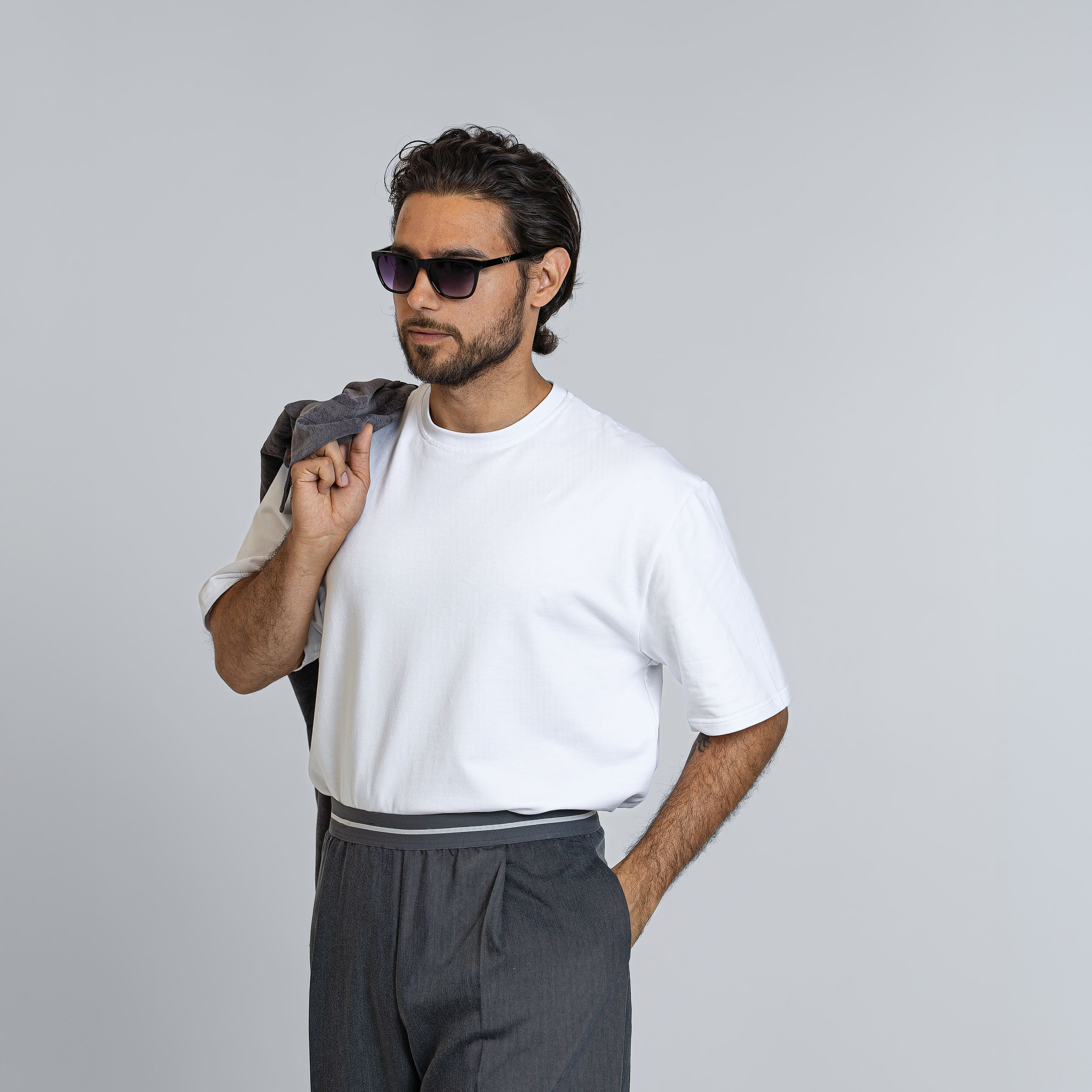 Предметная съёмка мужской одежды для маркетплейсов old | Sale Easy