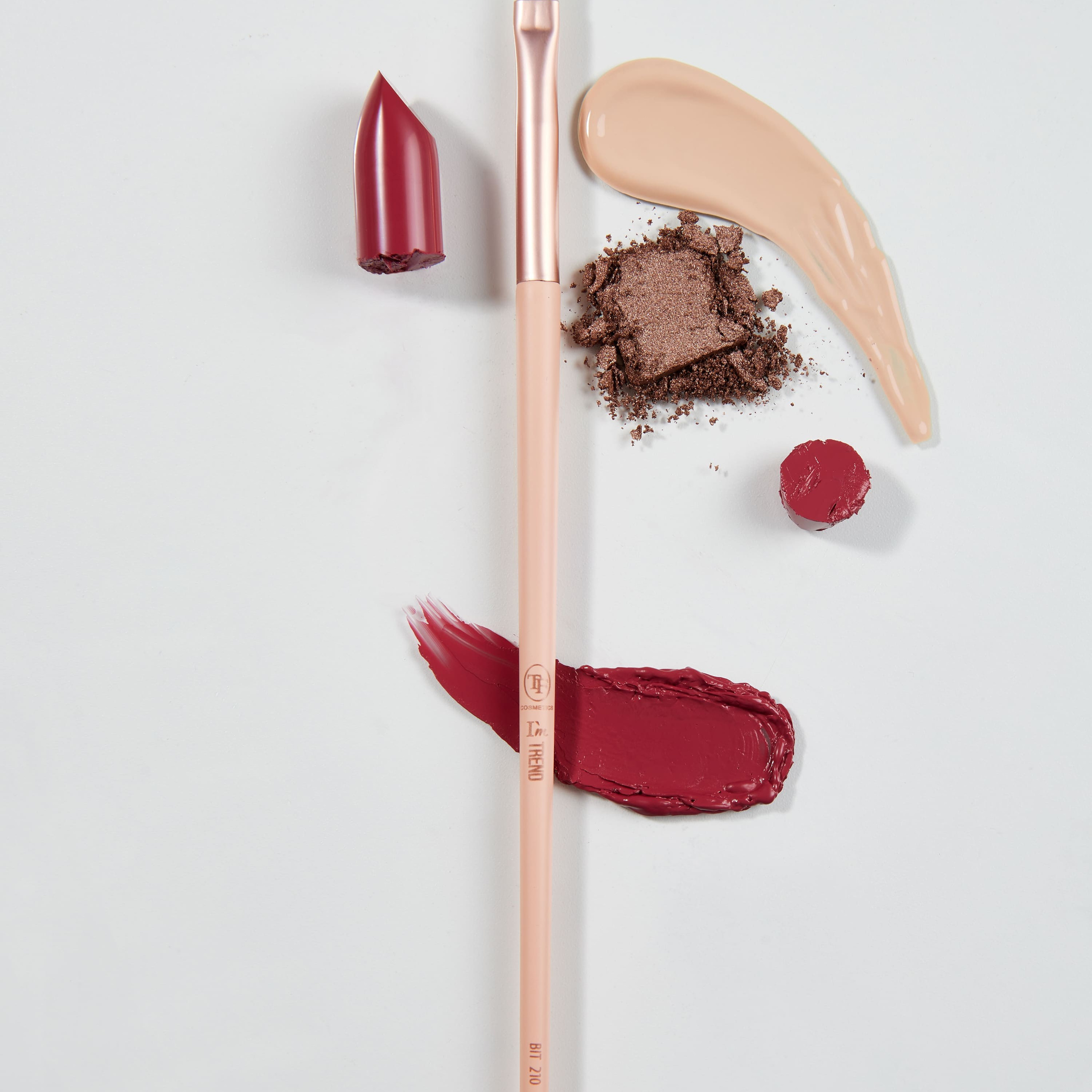 Предметная съёмка косметики и фото для маркетплейсов | Sale Easy