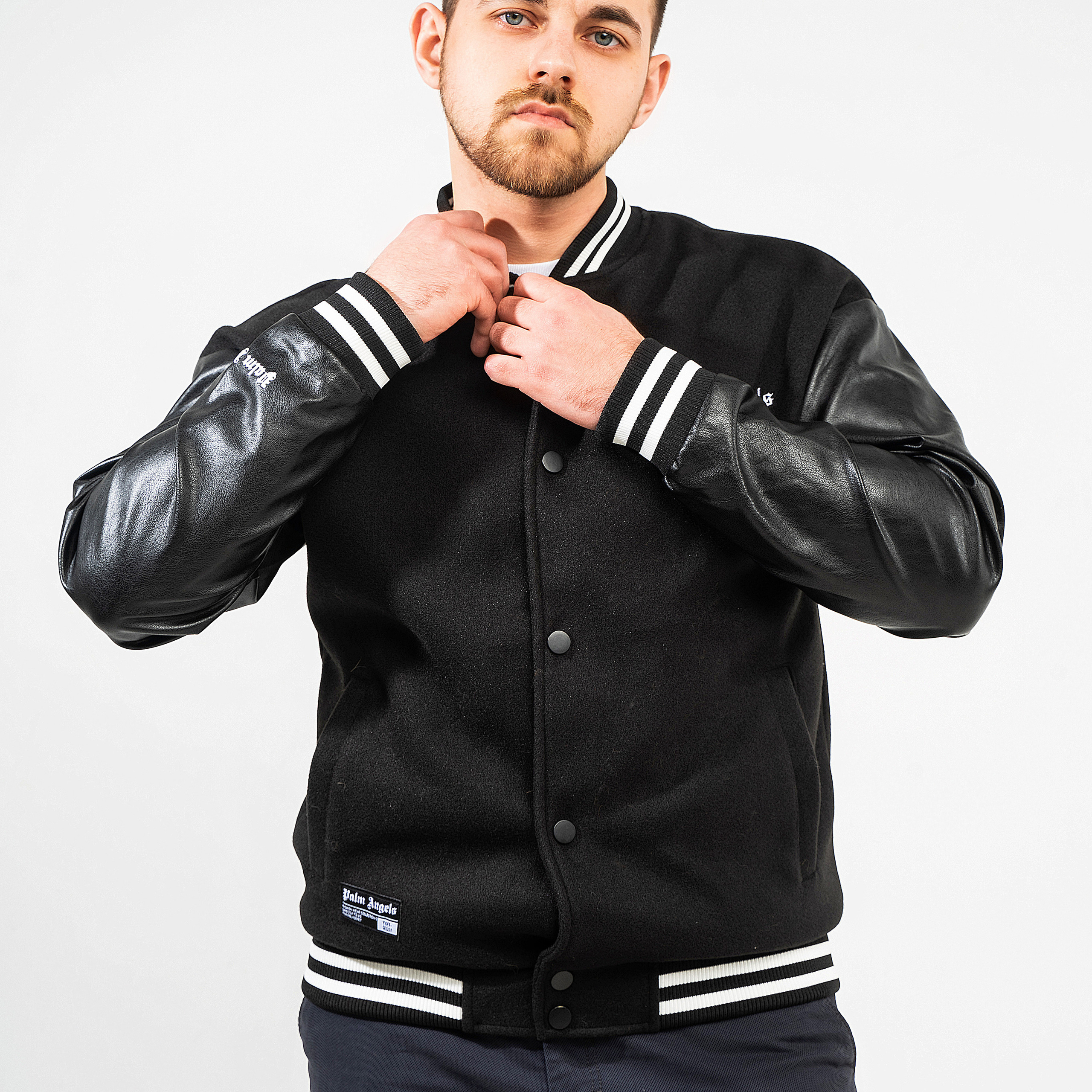 Предметное фото - практичные мужские наряды.