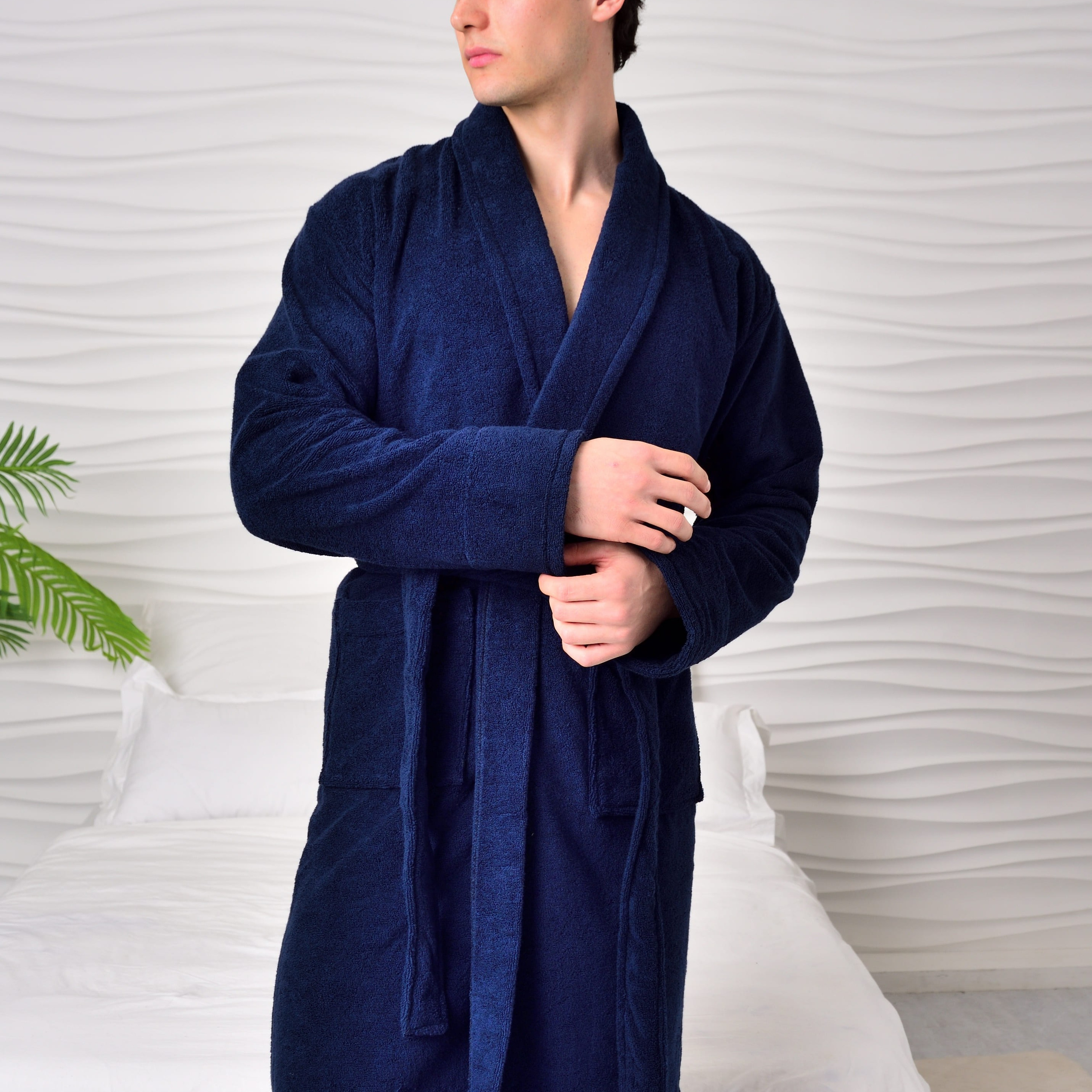 Предметная съёмка мужской одежды для маркетплейсов old | Sale Easy