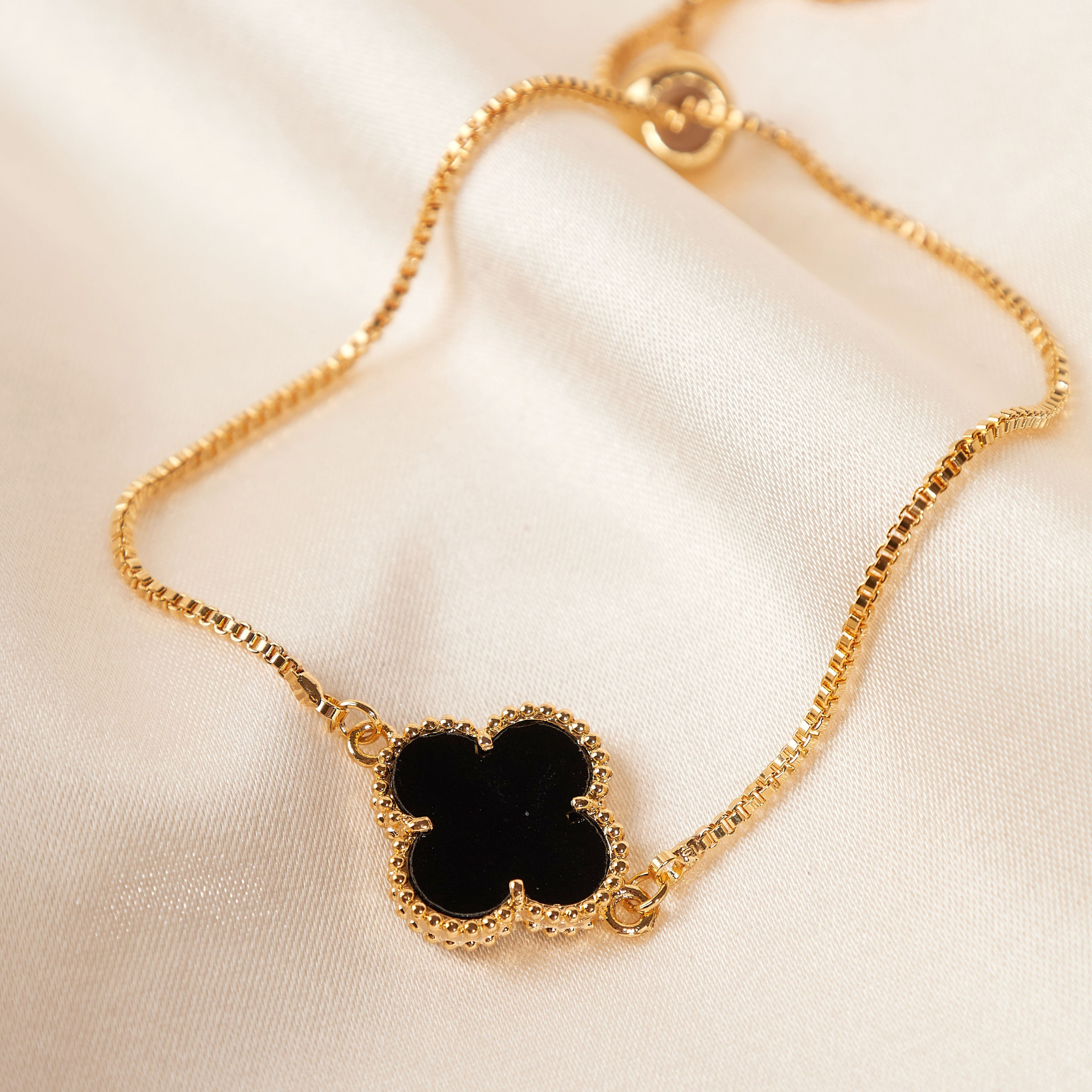 Предметная съёмка бижутерии для маркетплейсов | Sale Easy