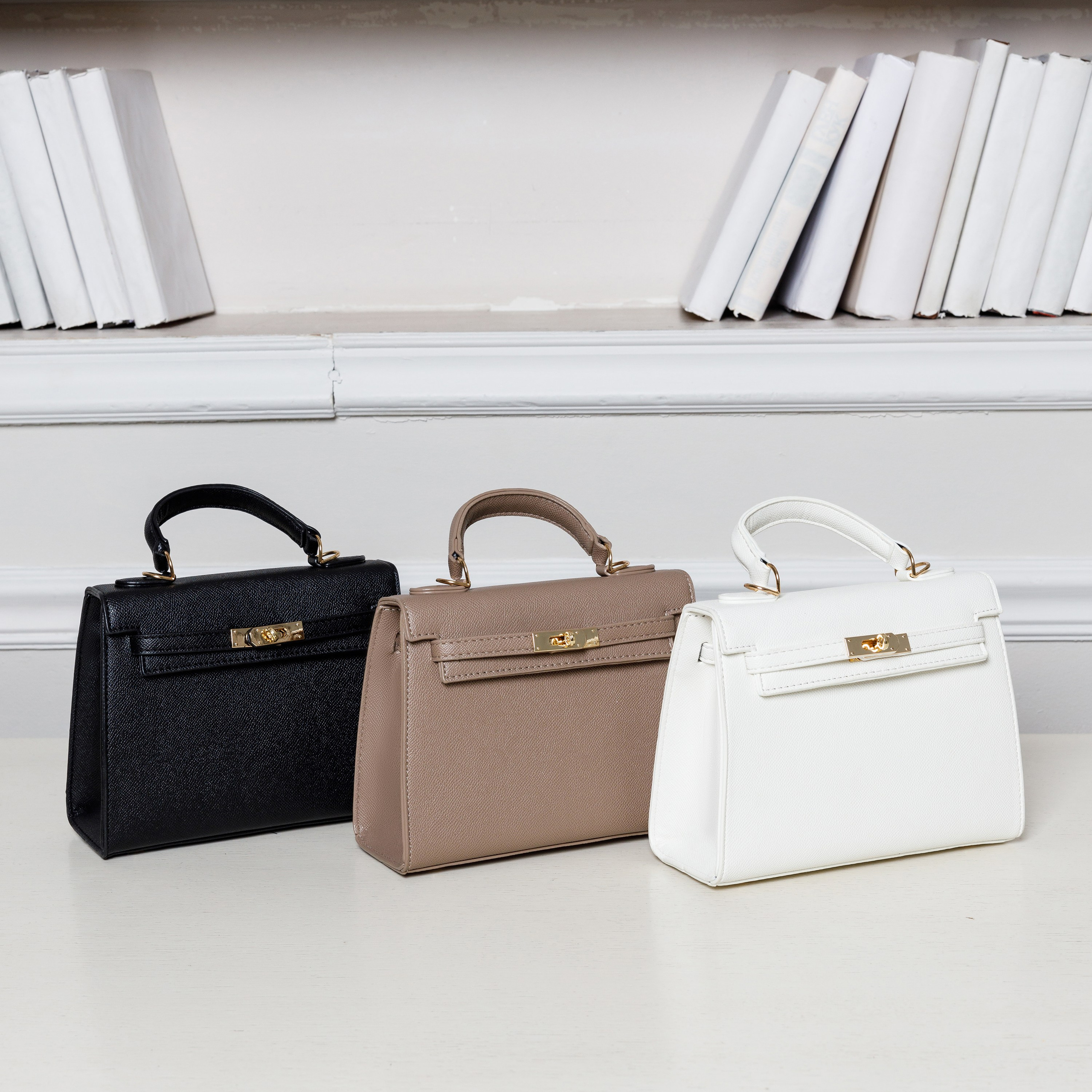 Креативная съемка для выделения коллекций и актуальных трендов.