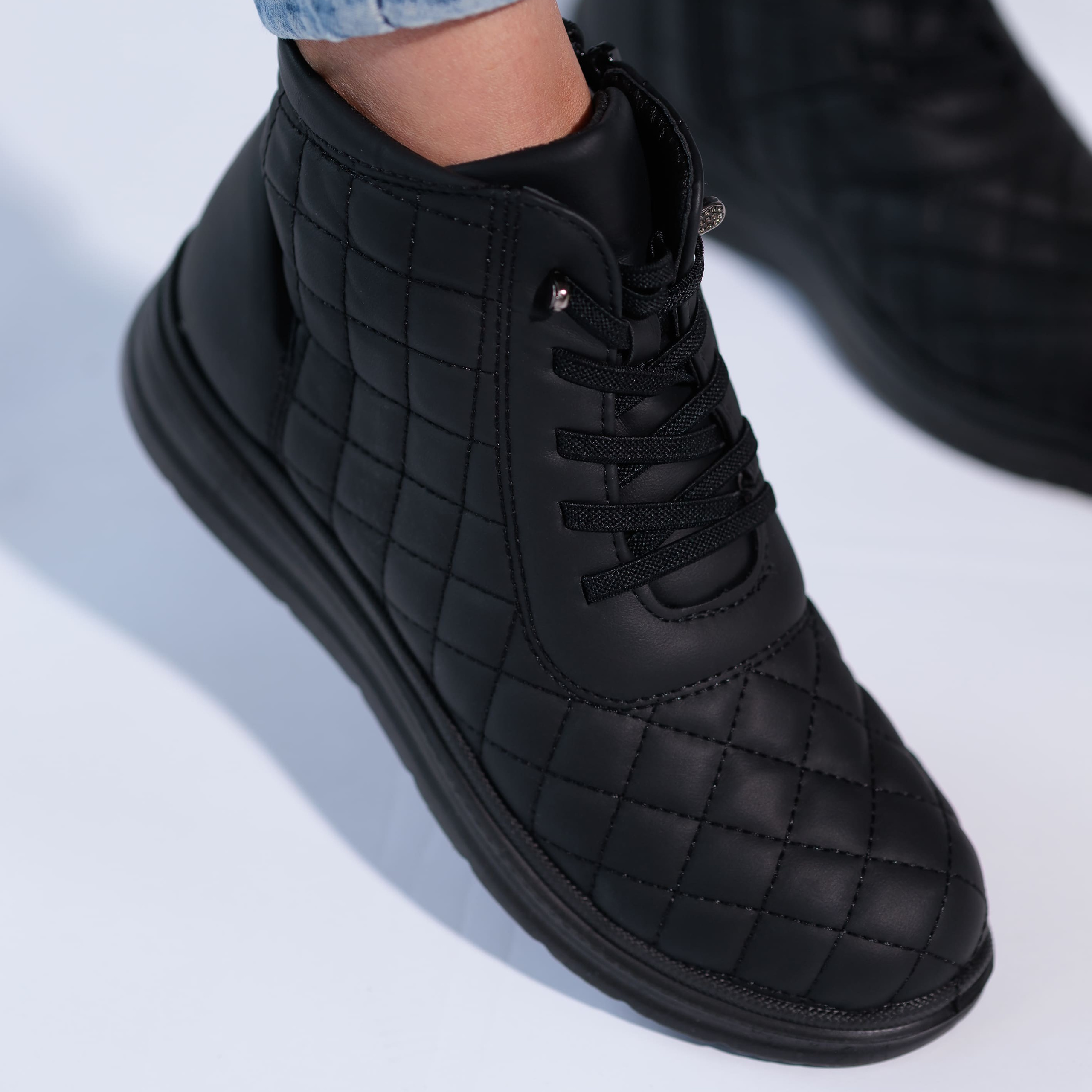 Предметная съёмка обуви фото альбом для маркетплейсов | Sale Easy