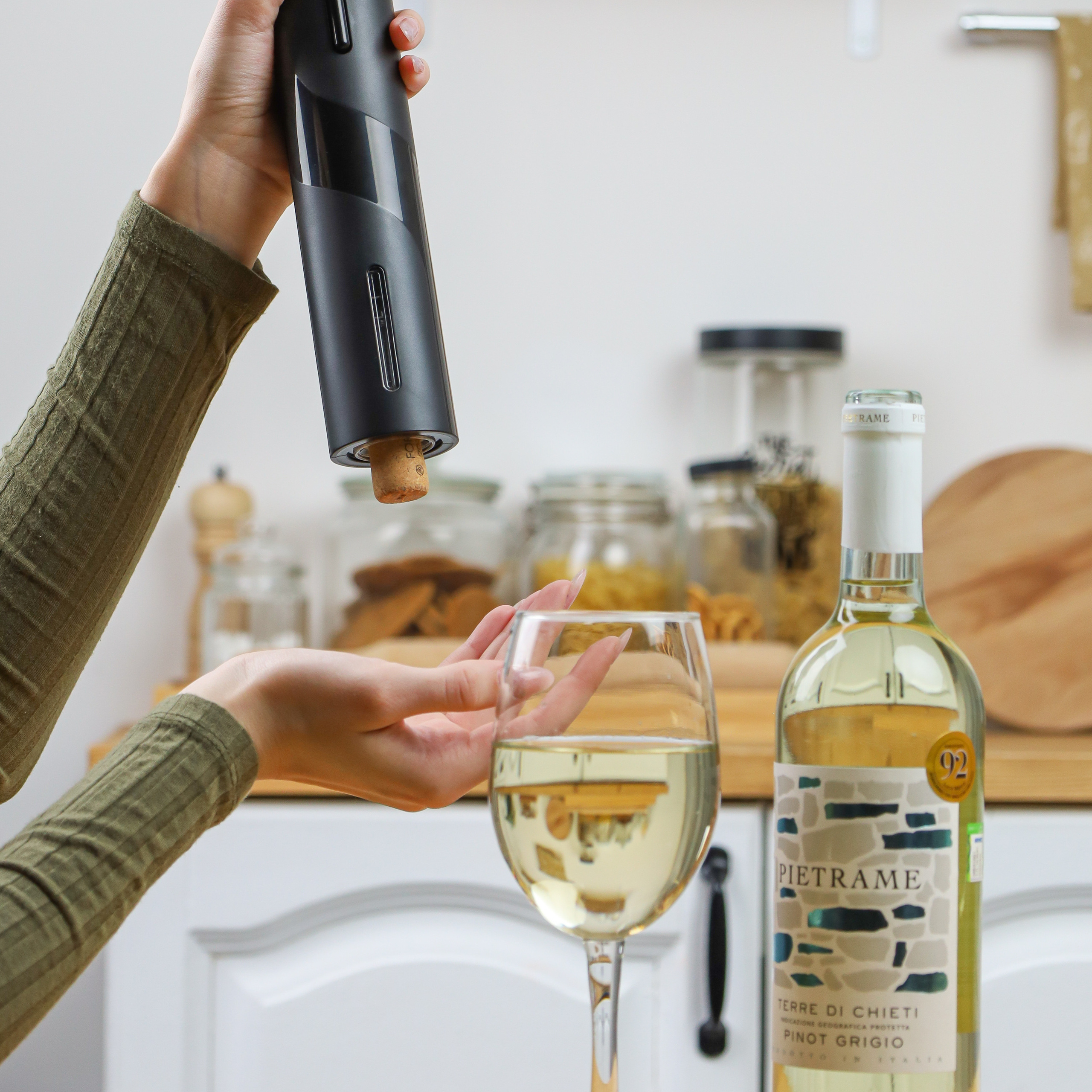 Предметное фото - стандартные предметы для быта, но с особой изюминкой.