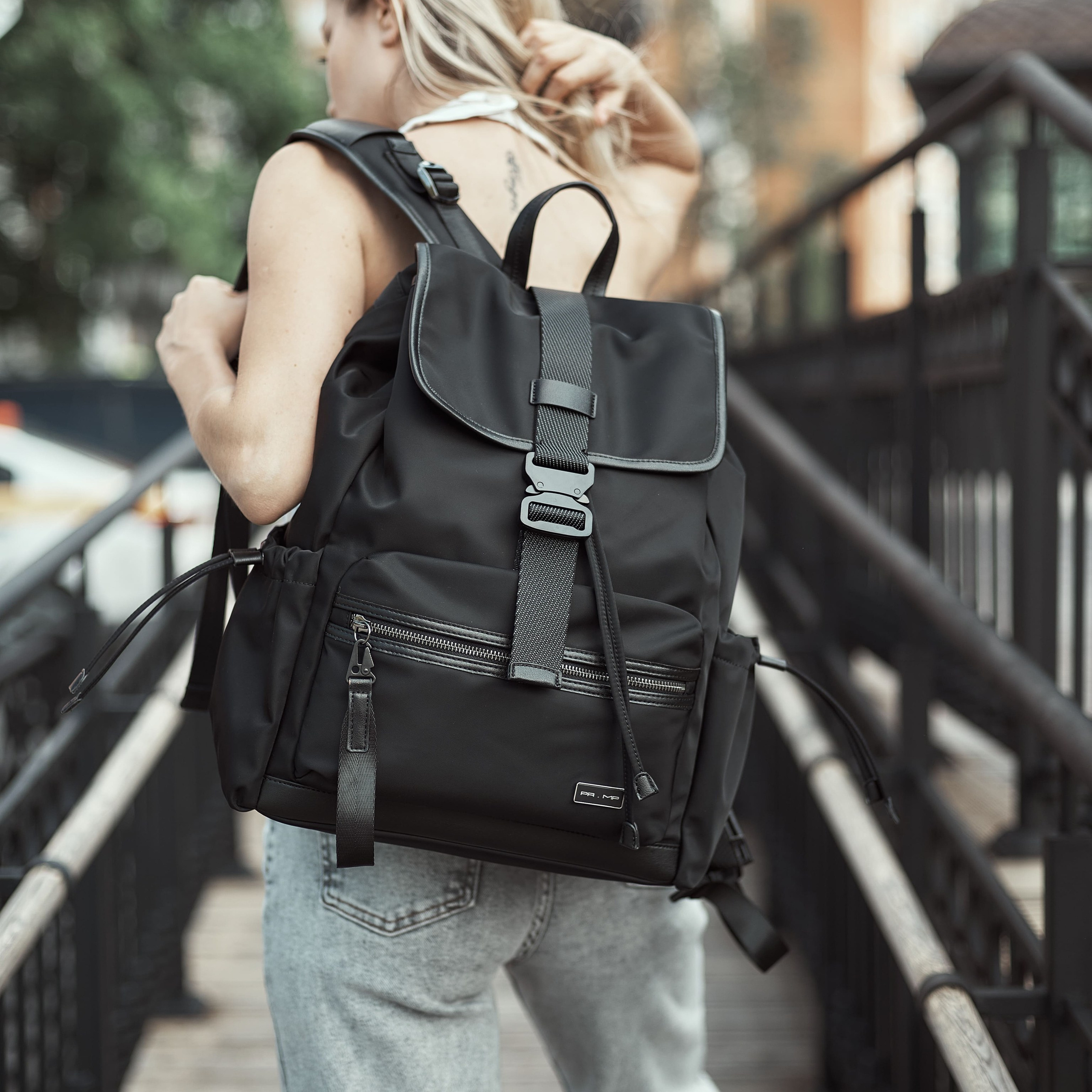 Предметная съёмка сумок- фото для маркетплейсов | Sale Easy