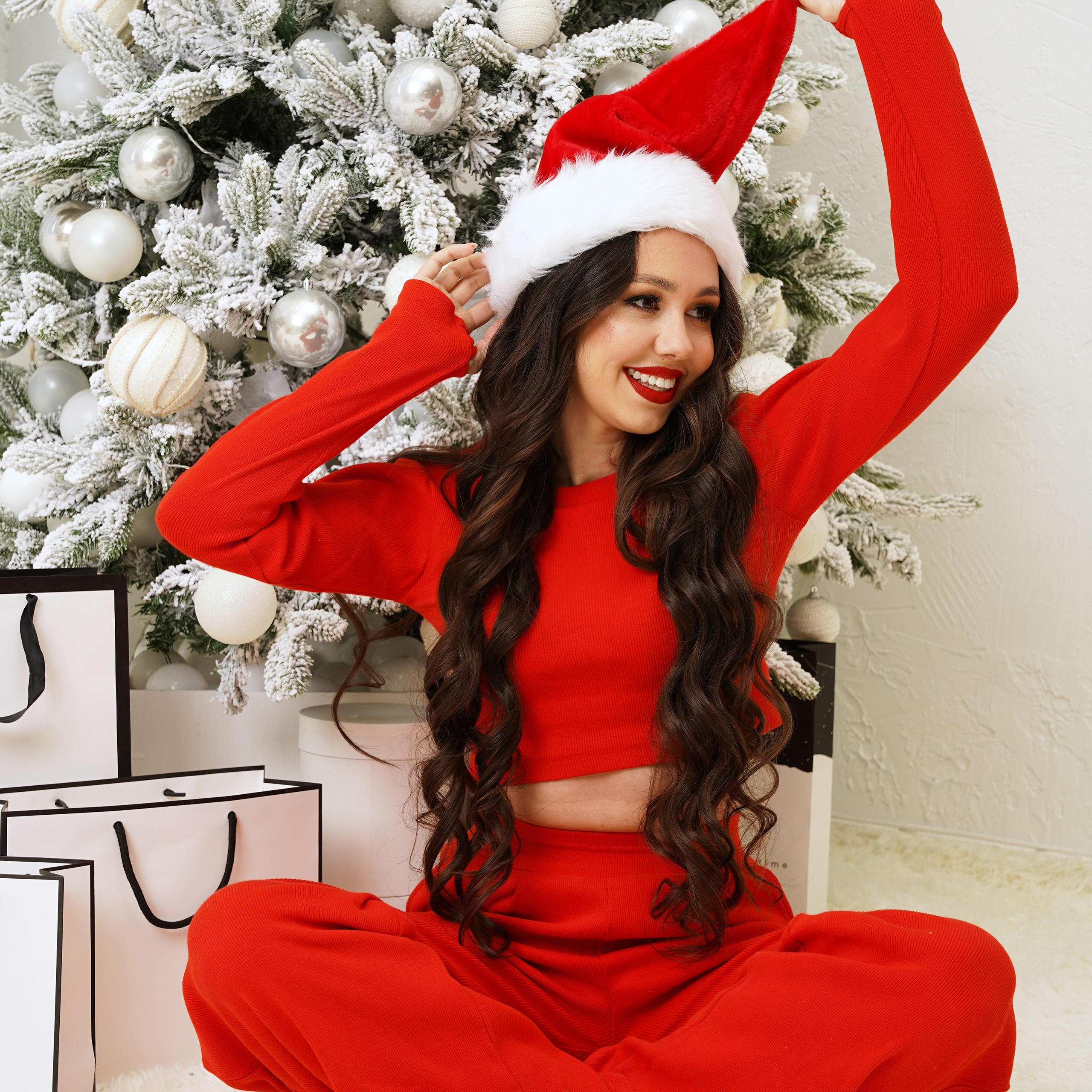 Предметное фото головных уборов - уют и комфорт в каждой детали.