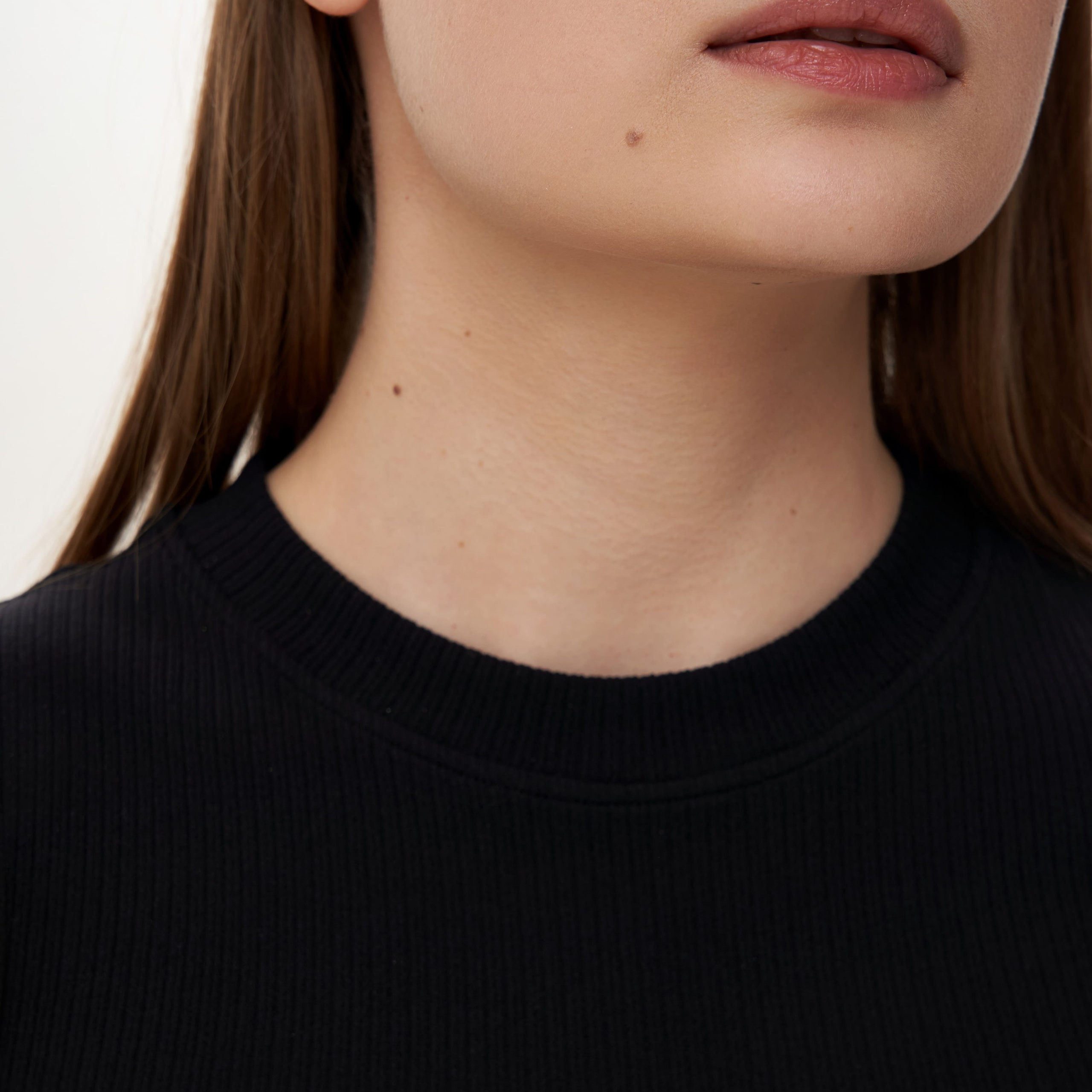 Женская одежда-предметная съемка для маркетплейсов old | Sale Easy