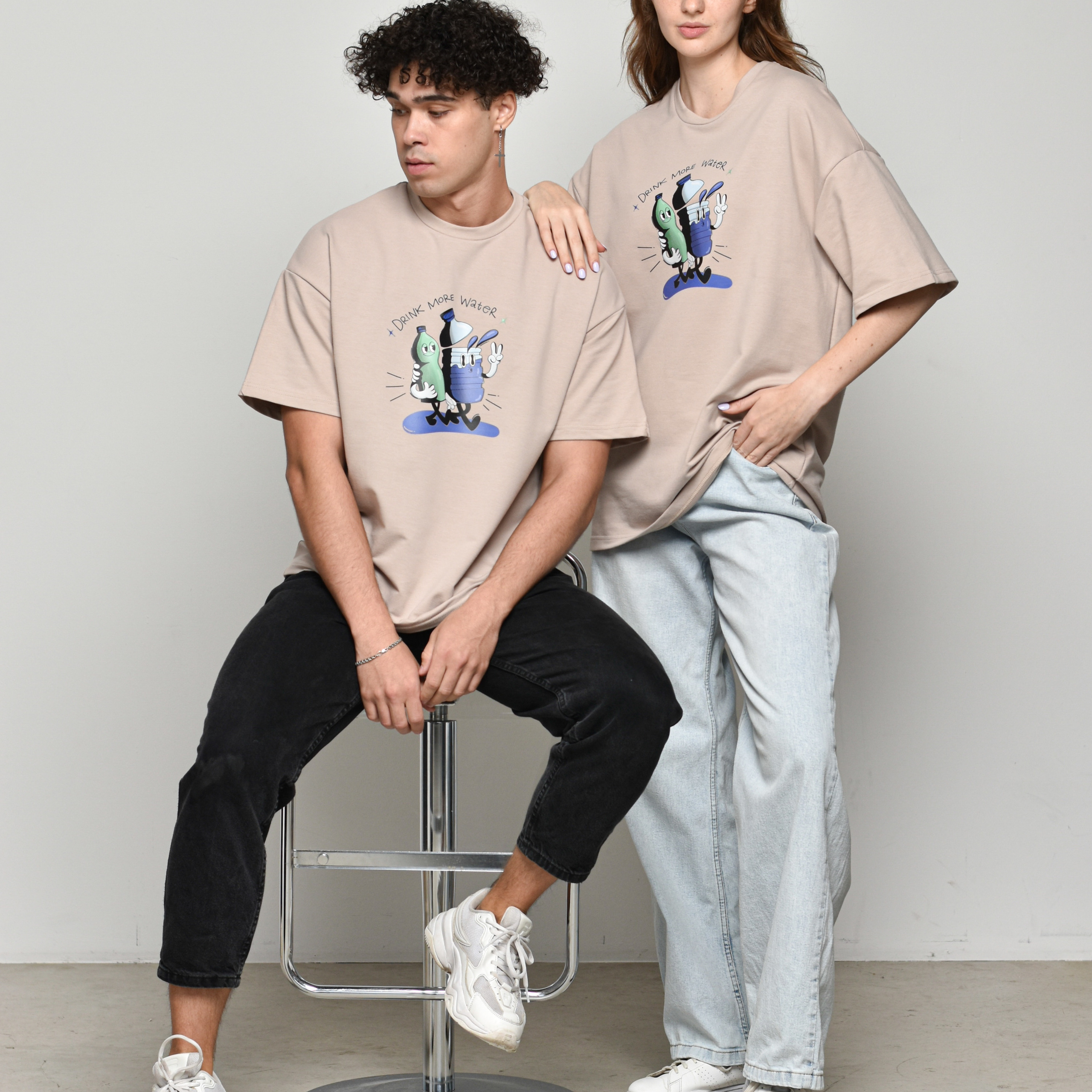 Предметное фото - практичная мужская одежда.