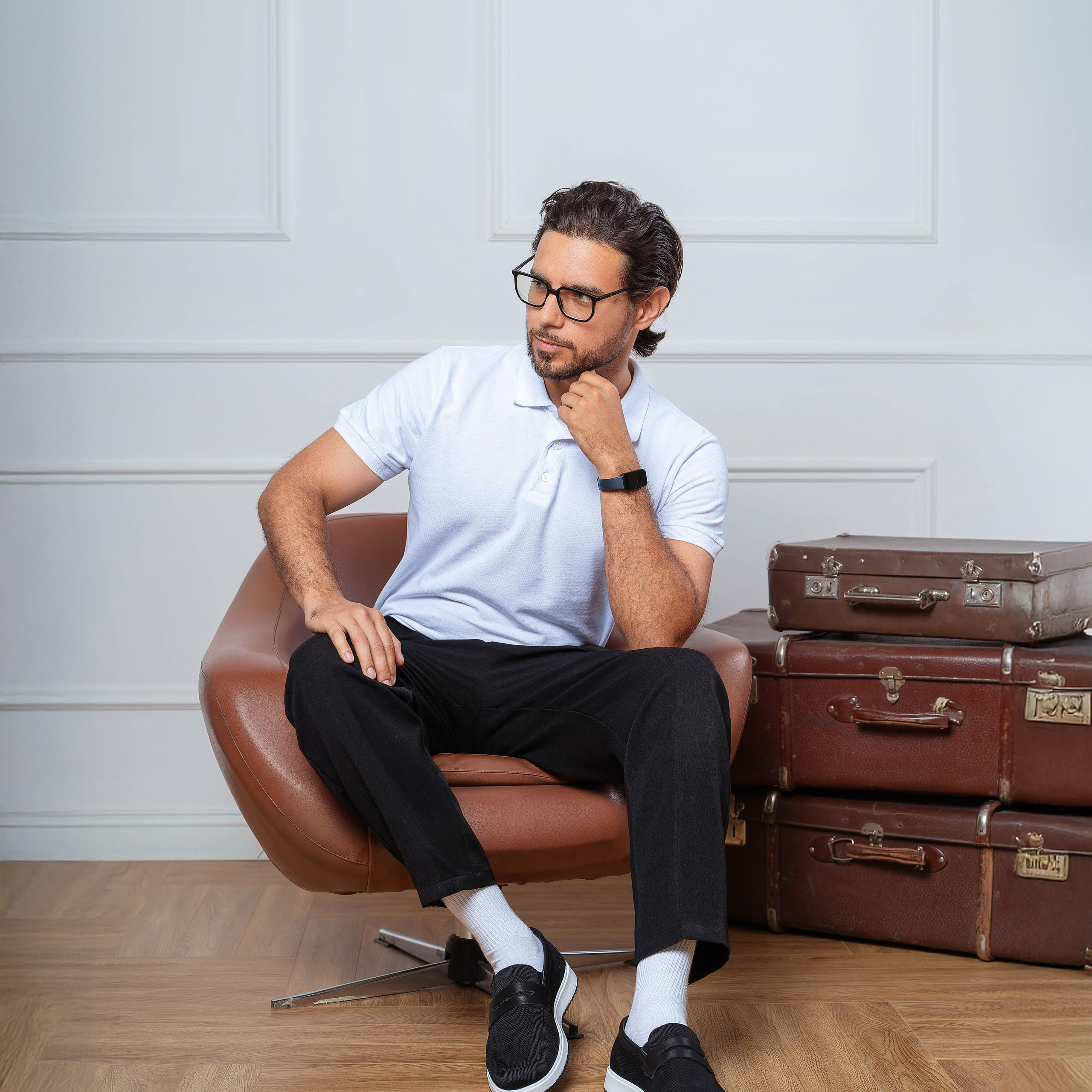 Предметная съёмка мужской одежды для маркетплейсов old | Sale Easy