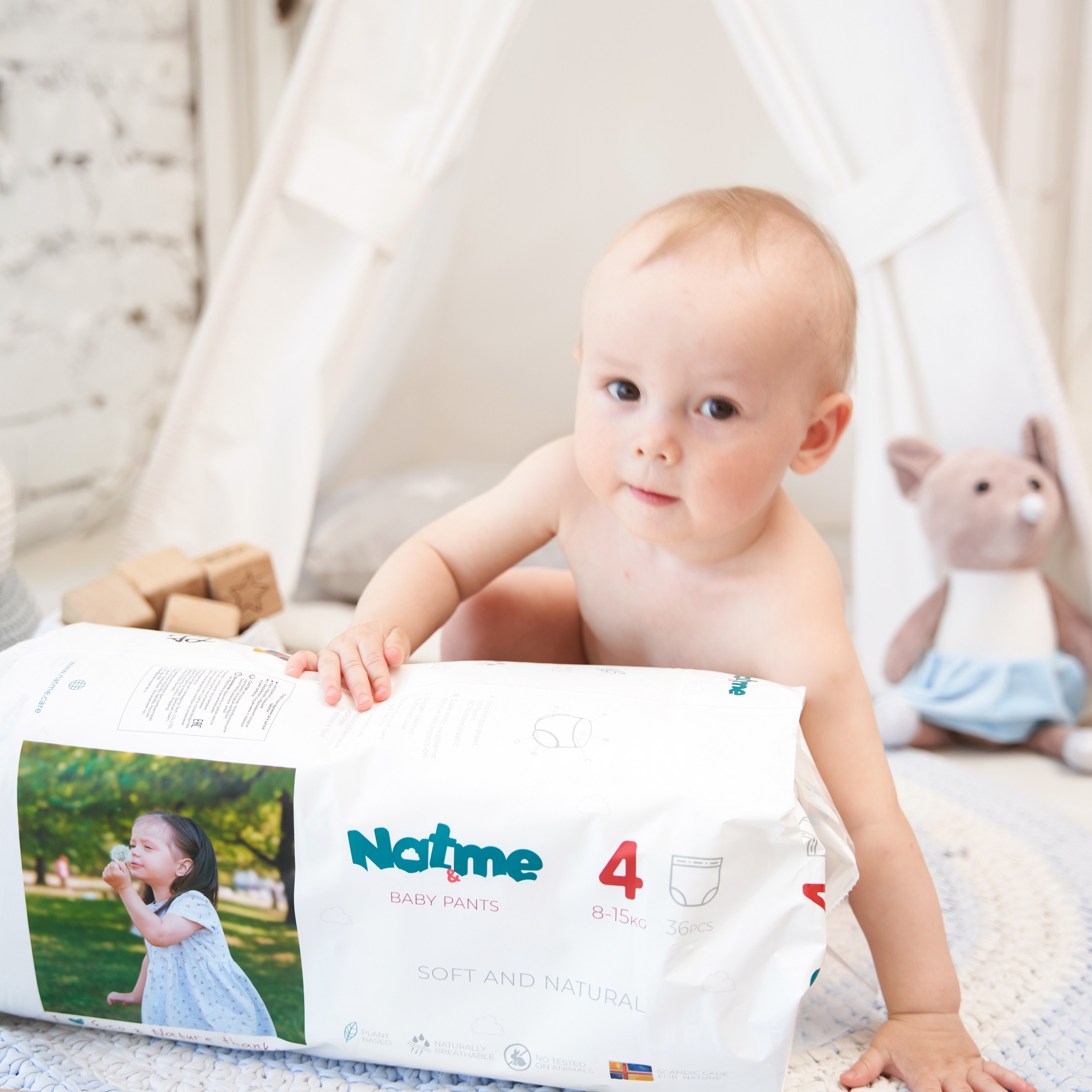 Предметная съемка детских товаров, создающая атмосферу волшебства и фантазии.