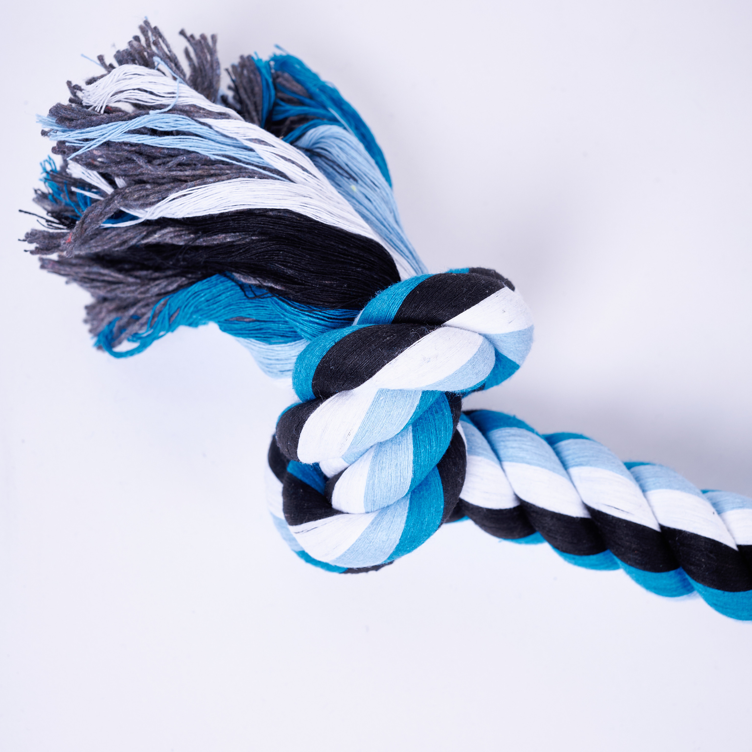 Предметное фото товаров для животных - стильные и функциональные товары для вашего любимца.