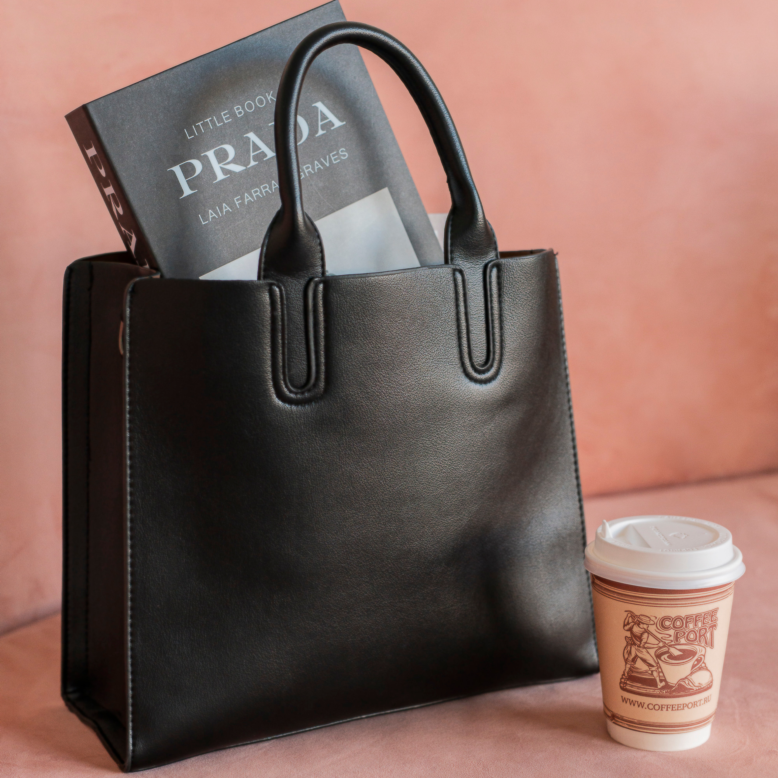 Предметное фото сумок - изысканные и стильные детали, чтобы выглядеть безупречно в любой ситуации.