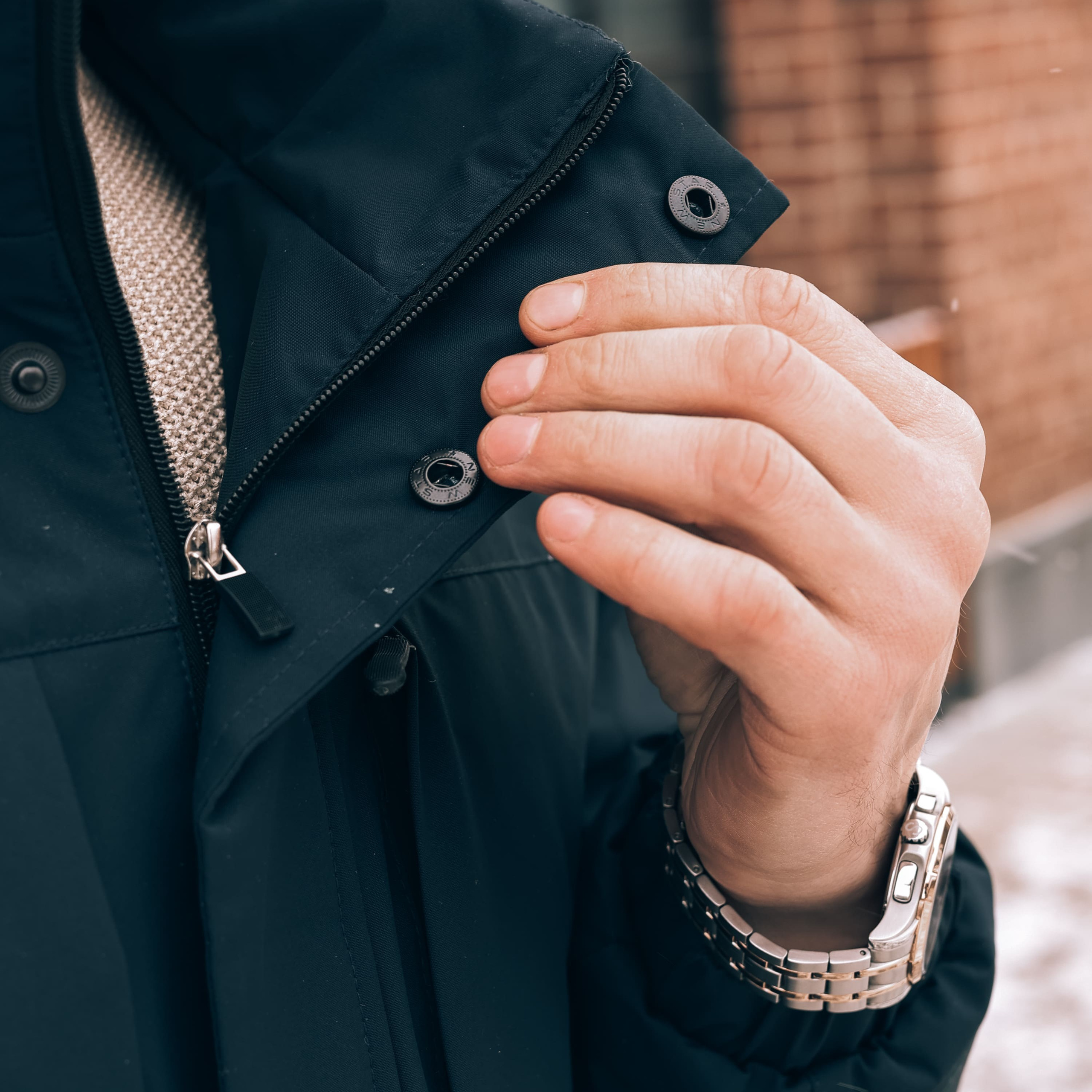 Предметная съёмка мужской одежды для маркетплейсов old | Sale Easy