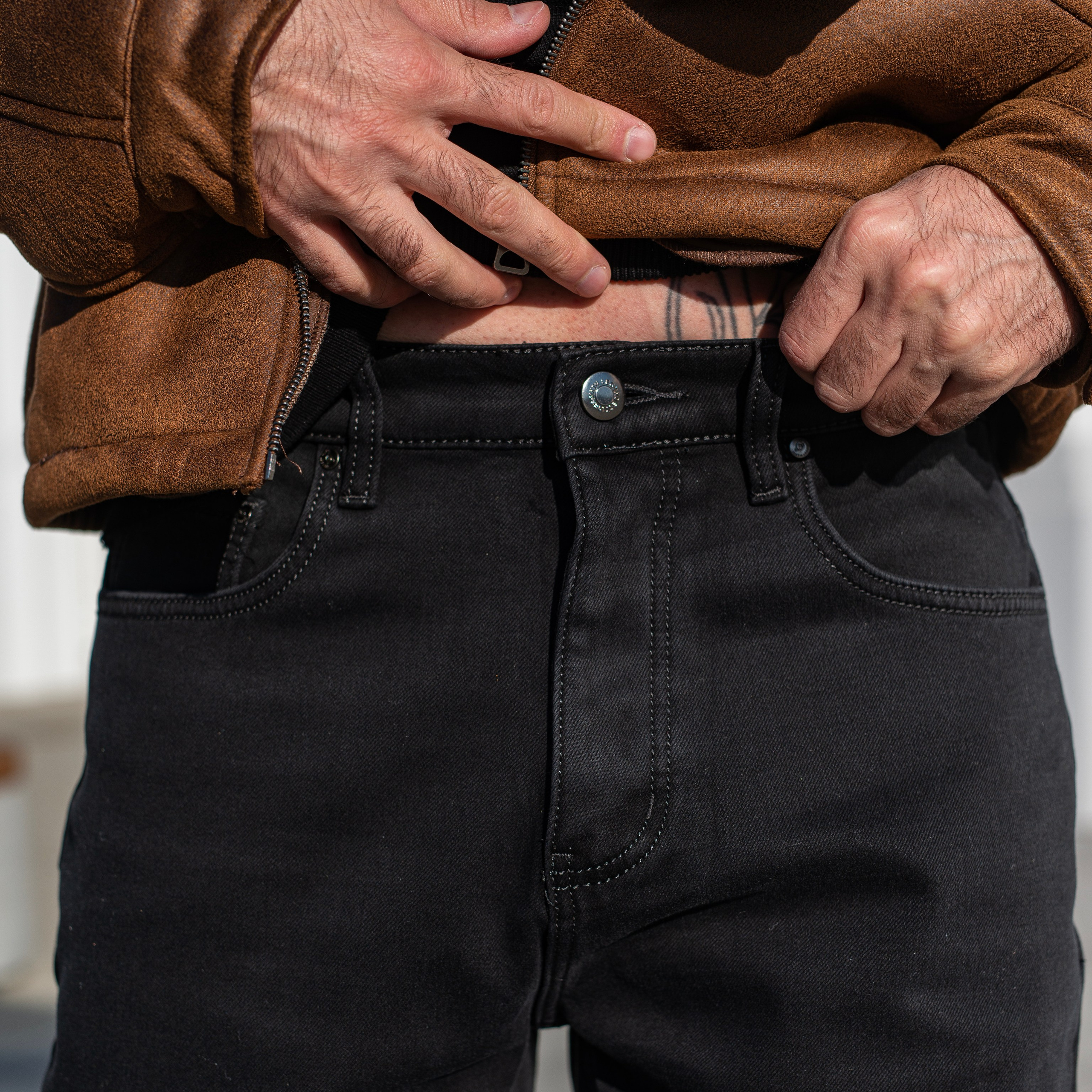 Предметная съёмка мужской одежды для маркетплейсов old | Sale Easy