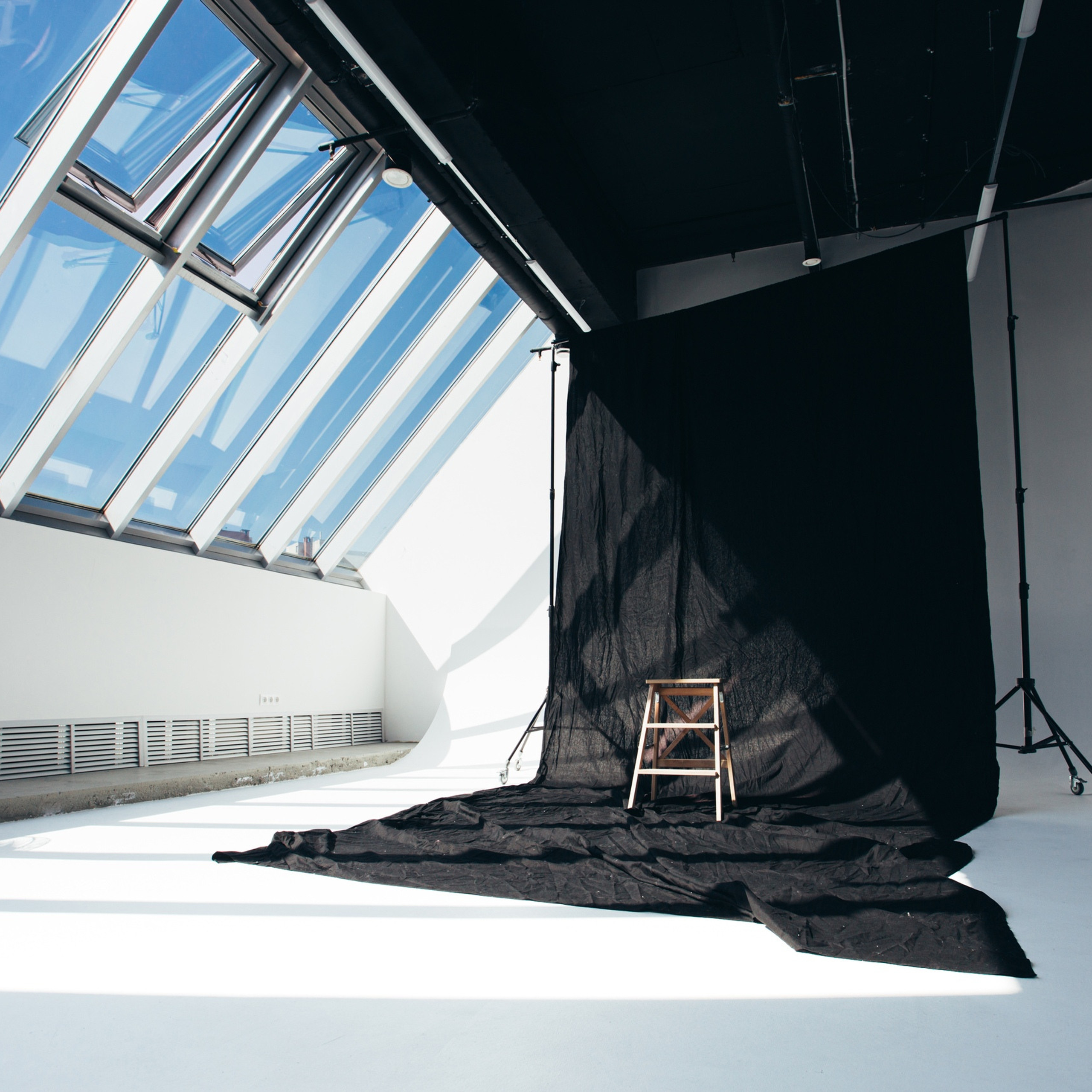 Soulmate Place — зал Угловая циклорама Sky