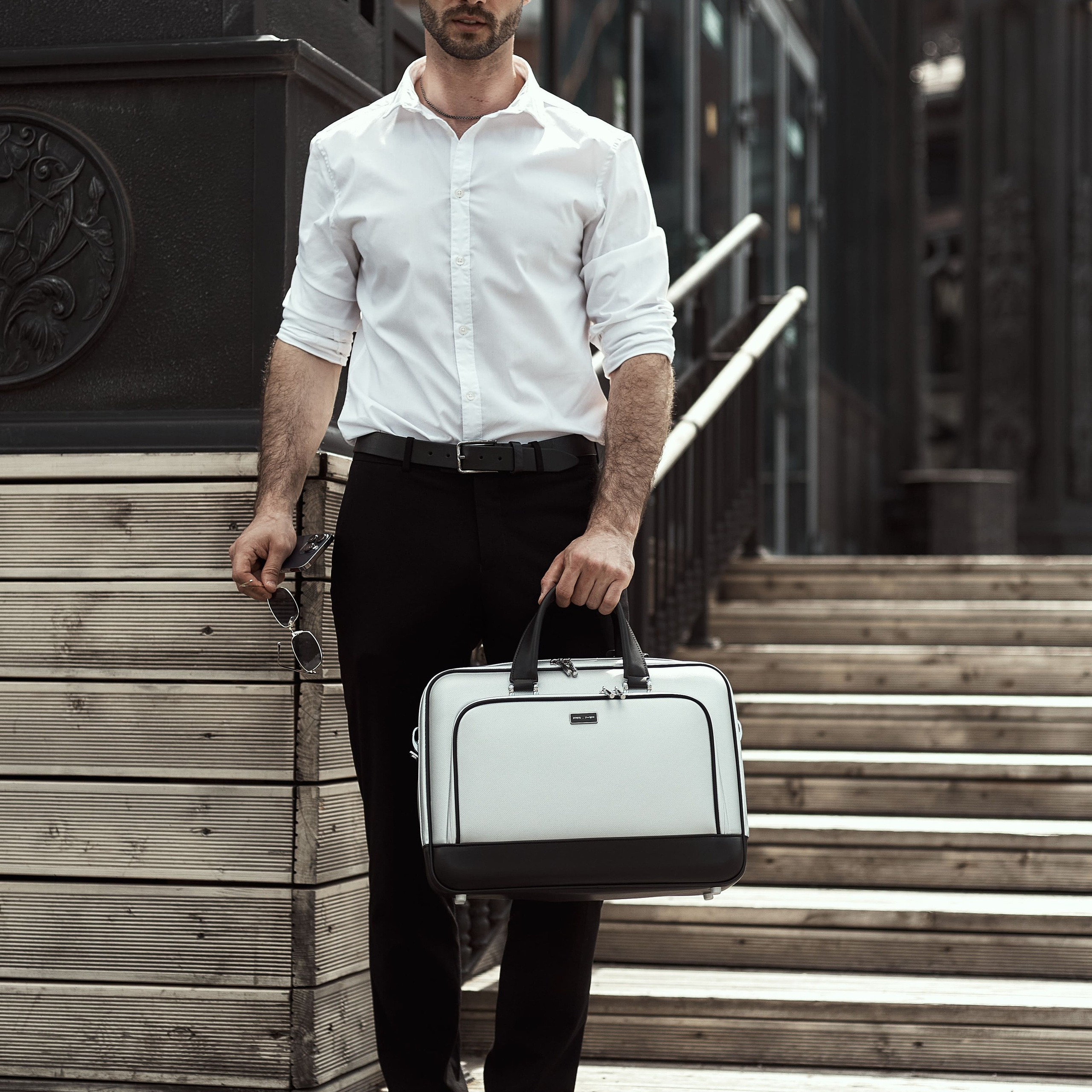 Предметная съёмка сумок- фото для маркетплейсов | Sale Easy