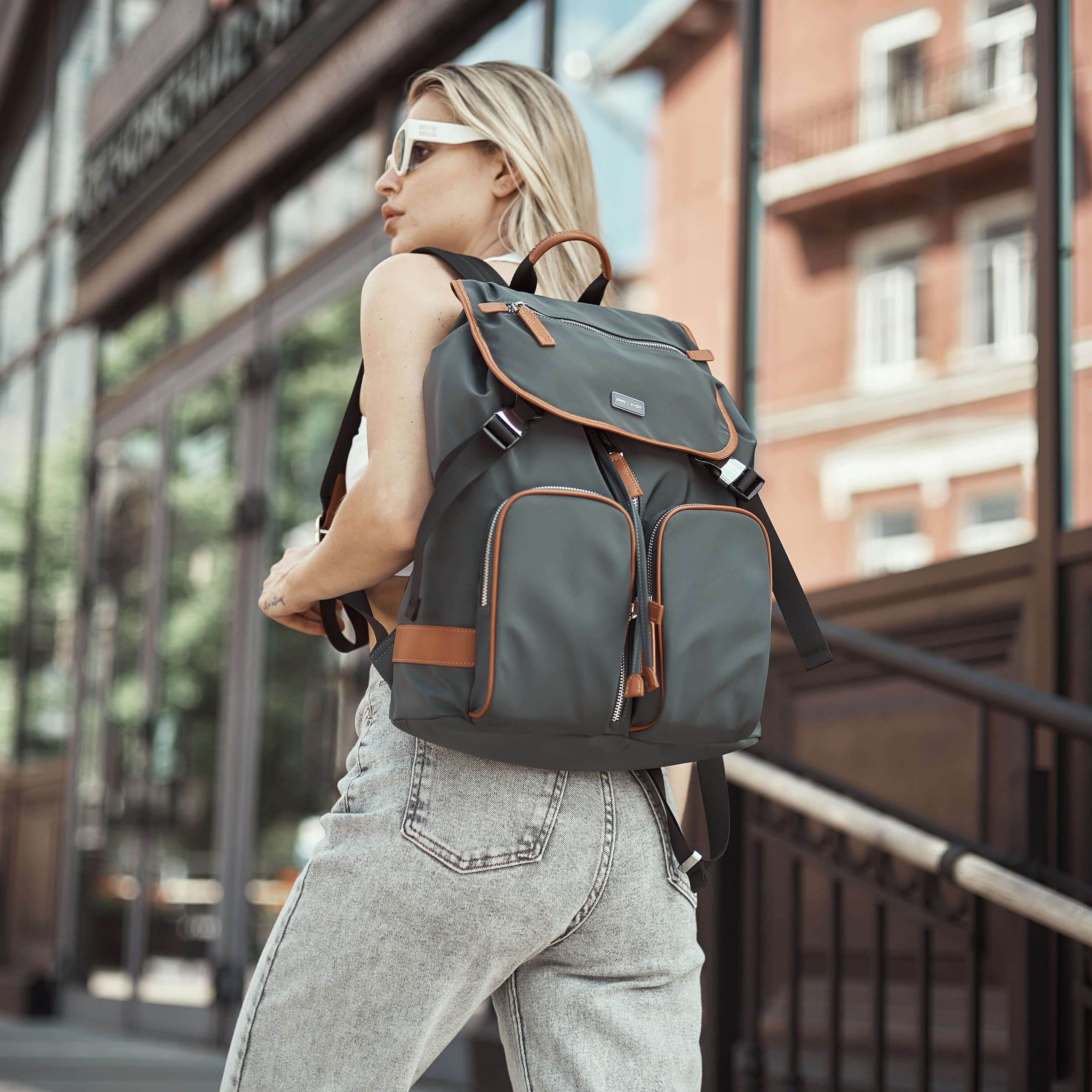 Предметная съёмка сумок- фото для маркетплейсов | Sale Easy