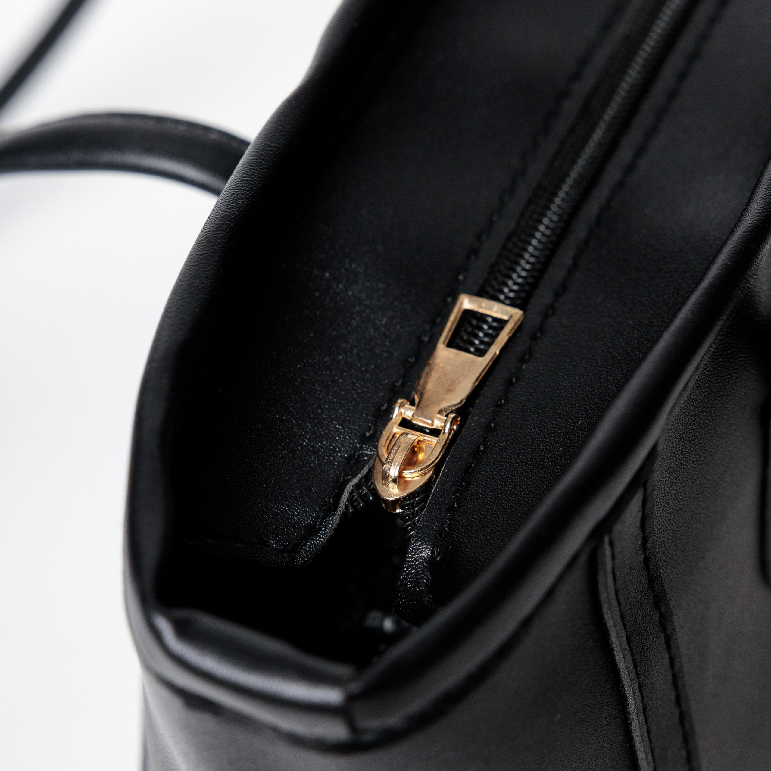 Предметная съёмка сумок- фото для маркетплейсов | Sale Easy