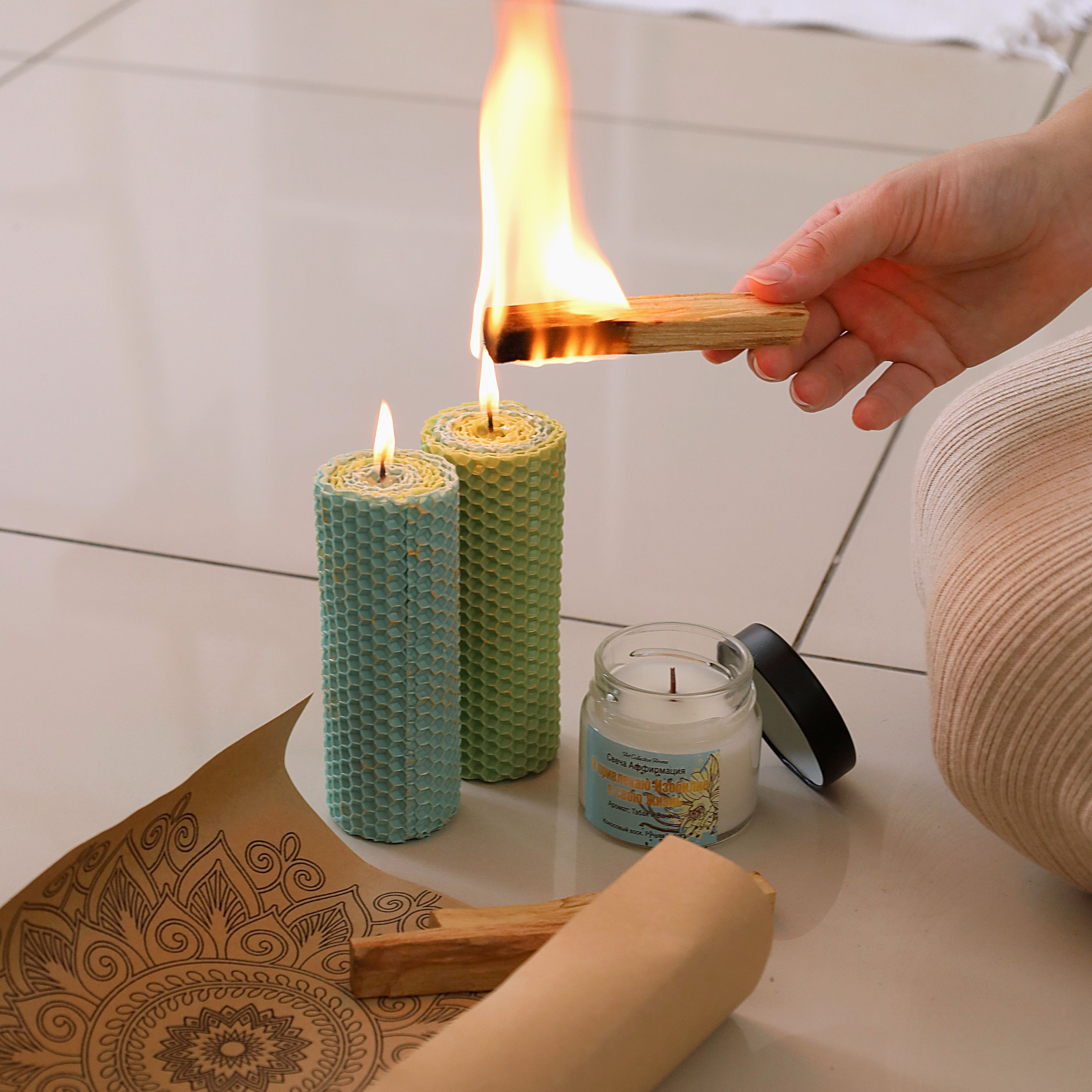 Эстетичная съемка, подчеркивающая естественные цвета и формы в интерьере.