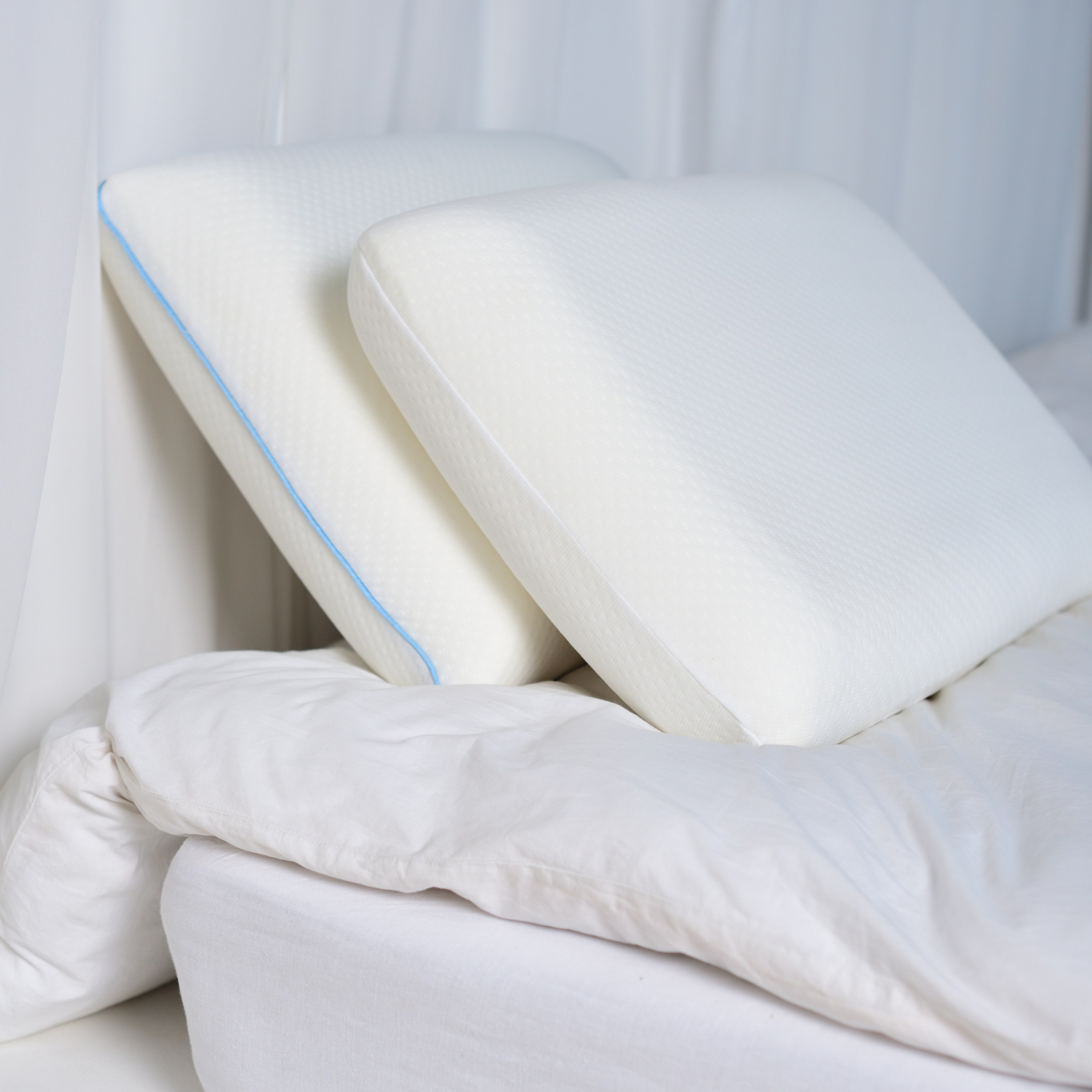 Съемка товаров для дома с акцентом на стиль и универсальность в интерьере.