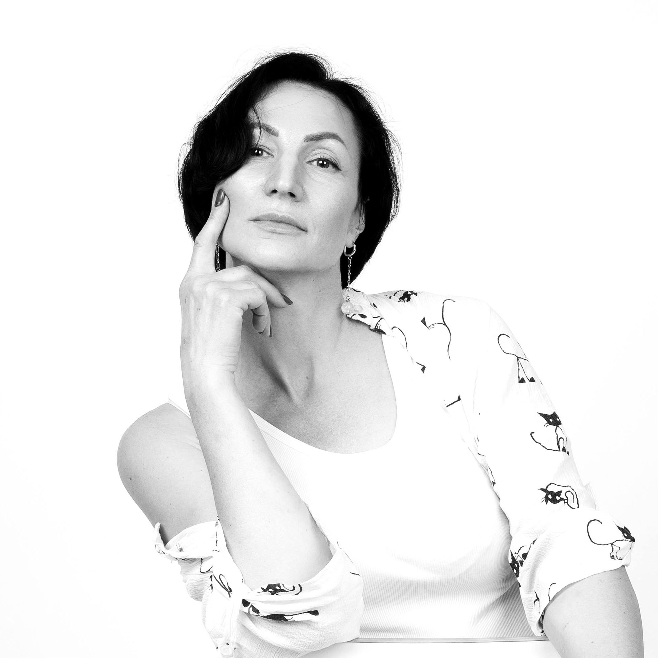 Модели для съемки одежды на маркетплейсы Оzon, Wildberries, Мегамаркет. Фотограф Екатеринбург. Портретный fashion свадебный предметный фотограф для маркетплейсов (Озон Wildberries Мегамаркет) Андрей Наговицин