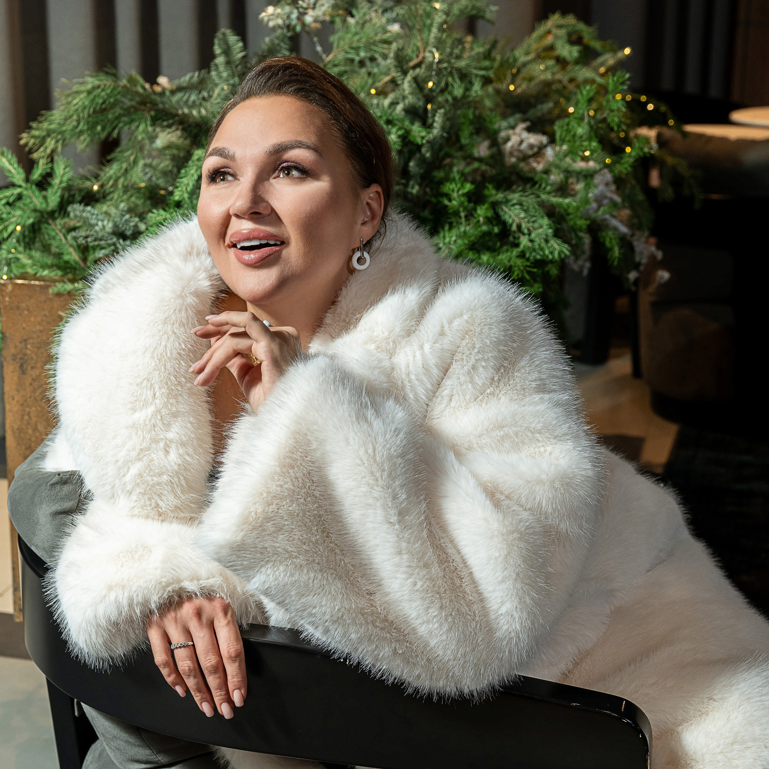 Фотопортрет. Фотограф Екатеринбург. Портретный fashion свадебный предметный фотограф для маркетплейсов (Озон Wildberries Мегамаркет) Андрей Наговицин