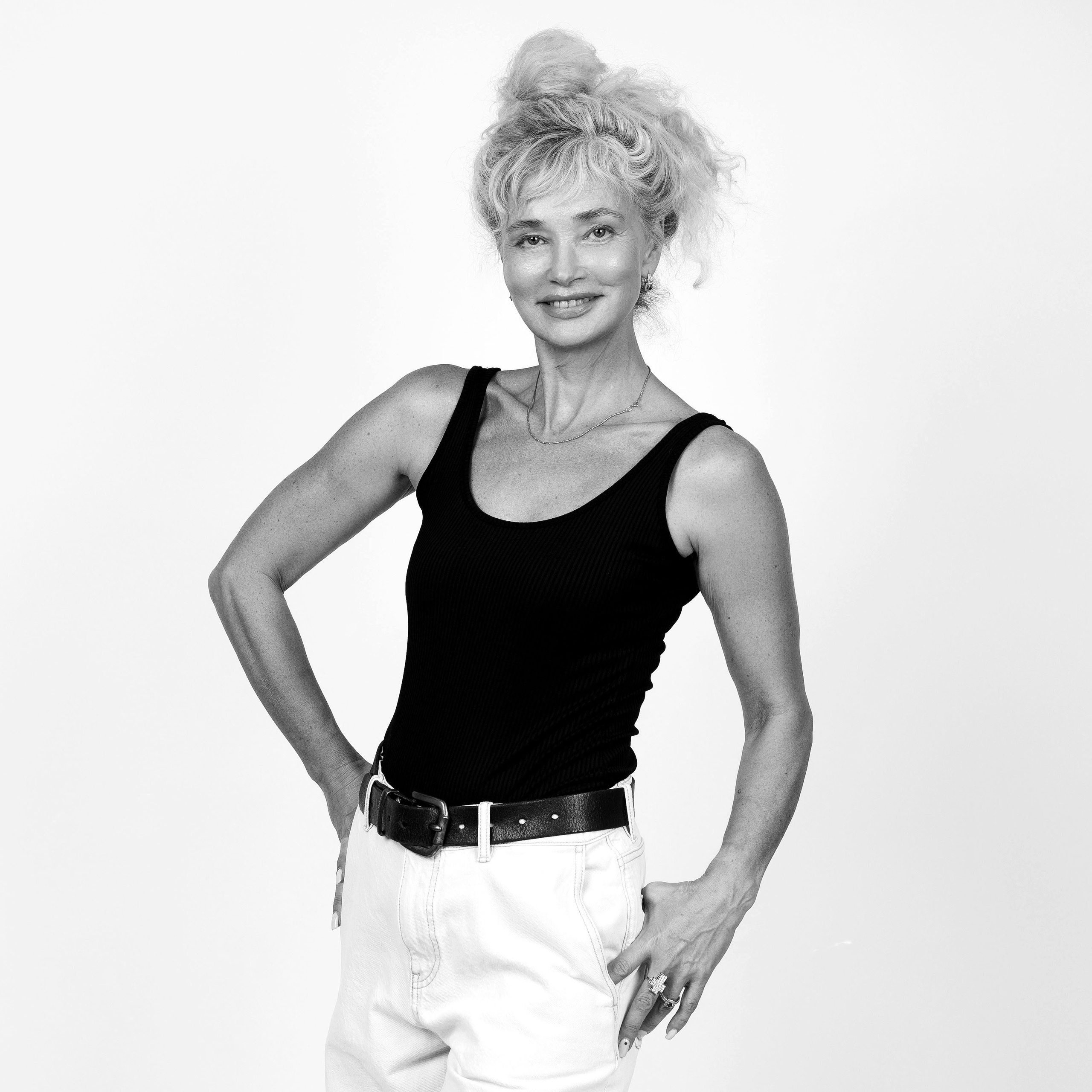 Модели для съемки одежды на маркетплейсы Оzon, Wildberries, Мегамаркет. Фотограф Екатеринбург. Портретный fashion свадебный предметный фотограф для маркетплейсов (Озон Wildberries Мегамаркет) Андрей Наговицин