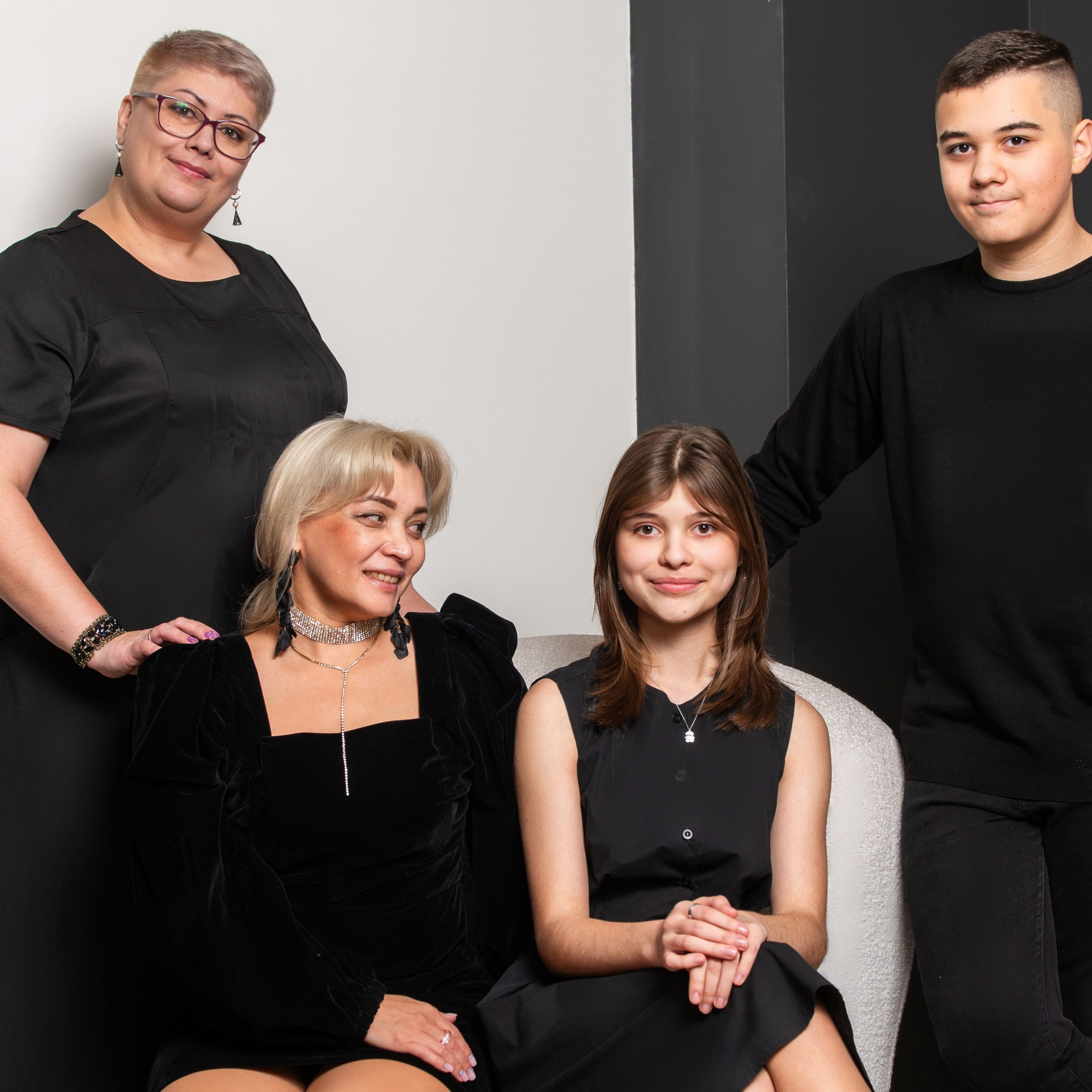 Отзывы. Фотограф Екатеринбург. Портретный fashion свадебный предметный фотограф для маркетплейсов (Озон Wildberries Мегамаркет) Андрей Наговицин