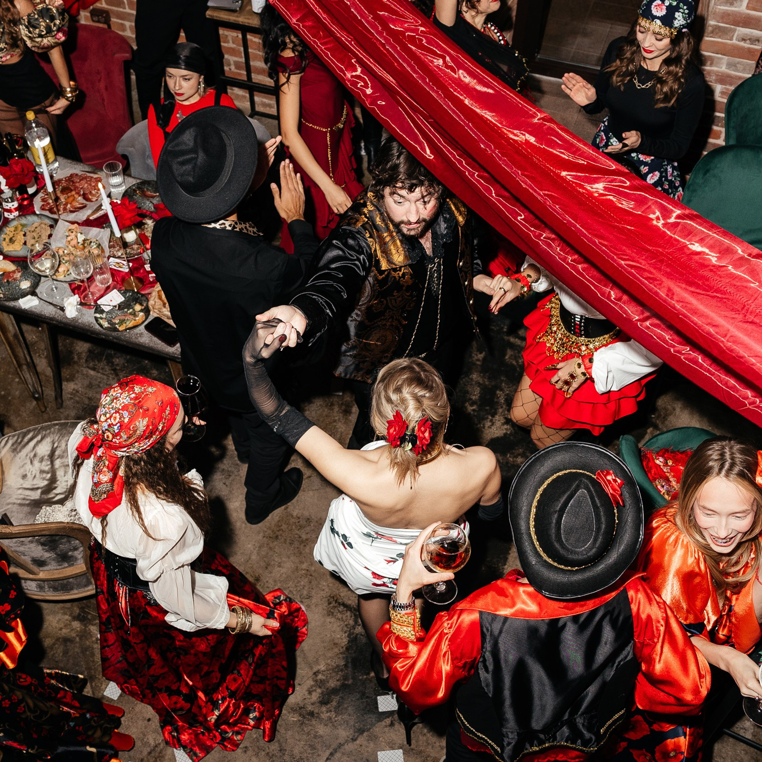 Барон. Репортажный и свадебный фотограф в Краснодаре Владислав Рыжов