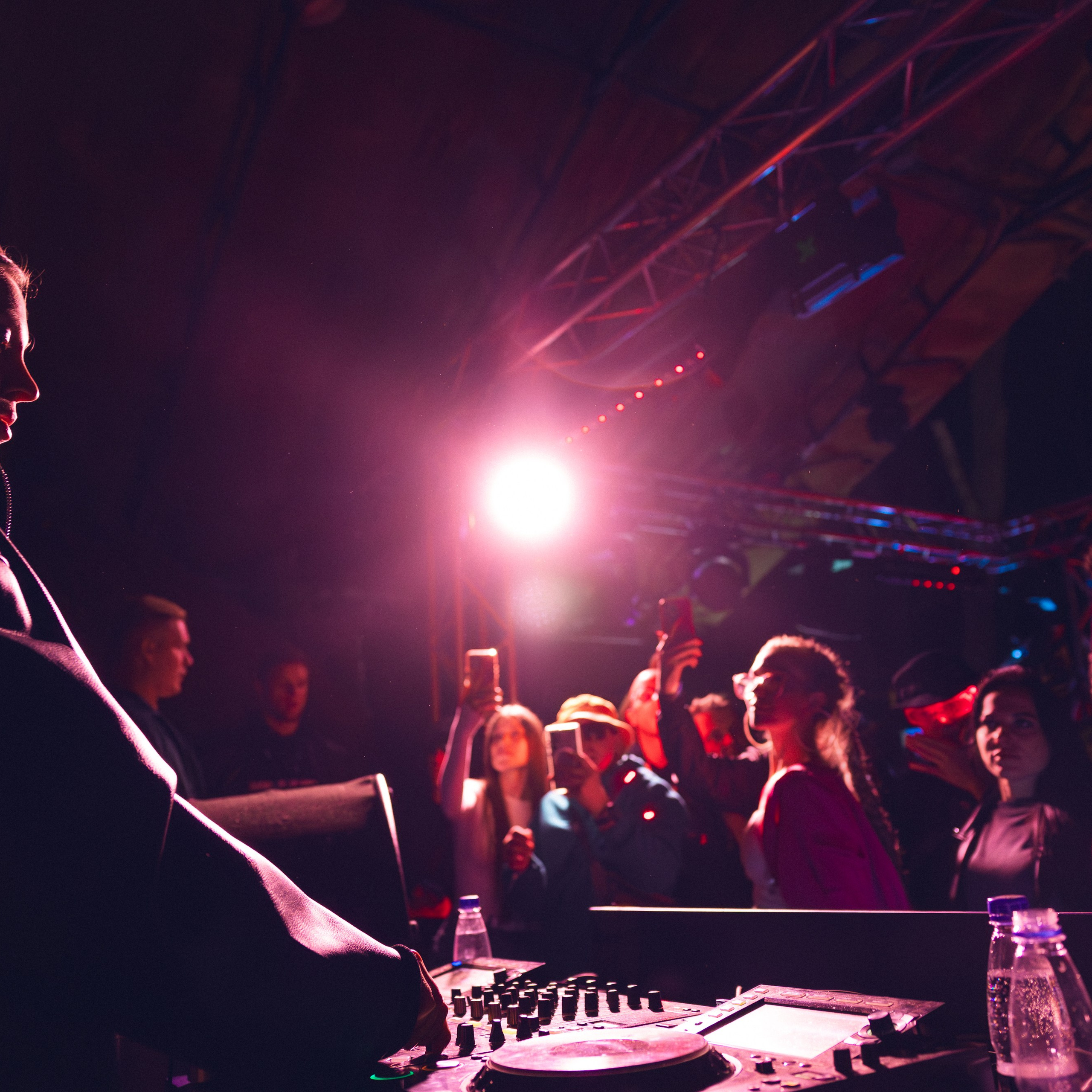 MAEWKA. Репортажный и свадебный фотограф в Краснодаре Владислав Рыжов