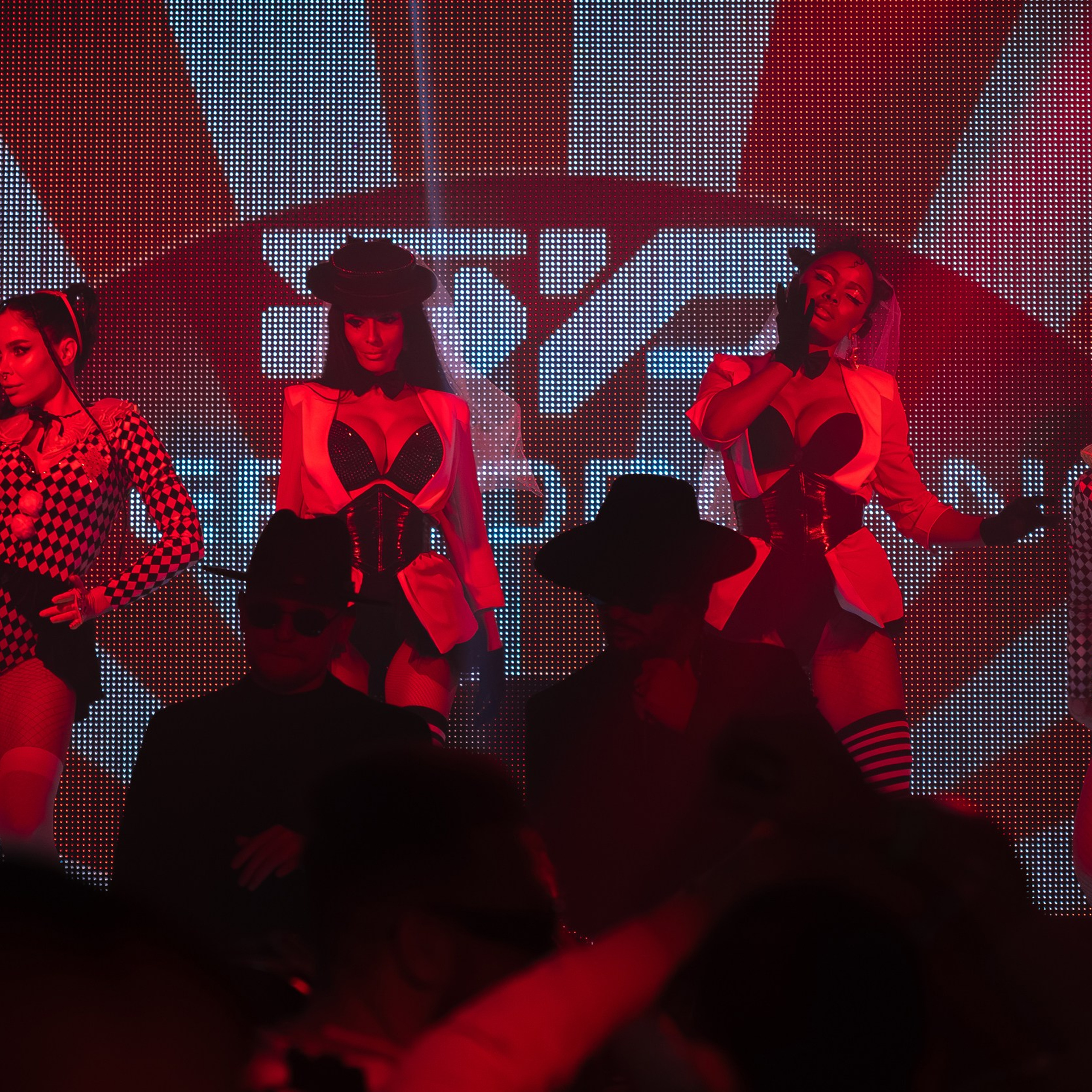 Circus 64. Репортажный и свадебный фотограф в Краснодаре Владислав Рыжов