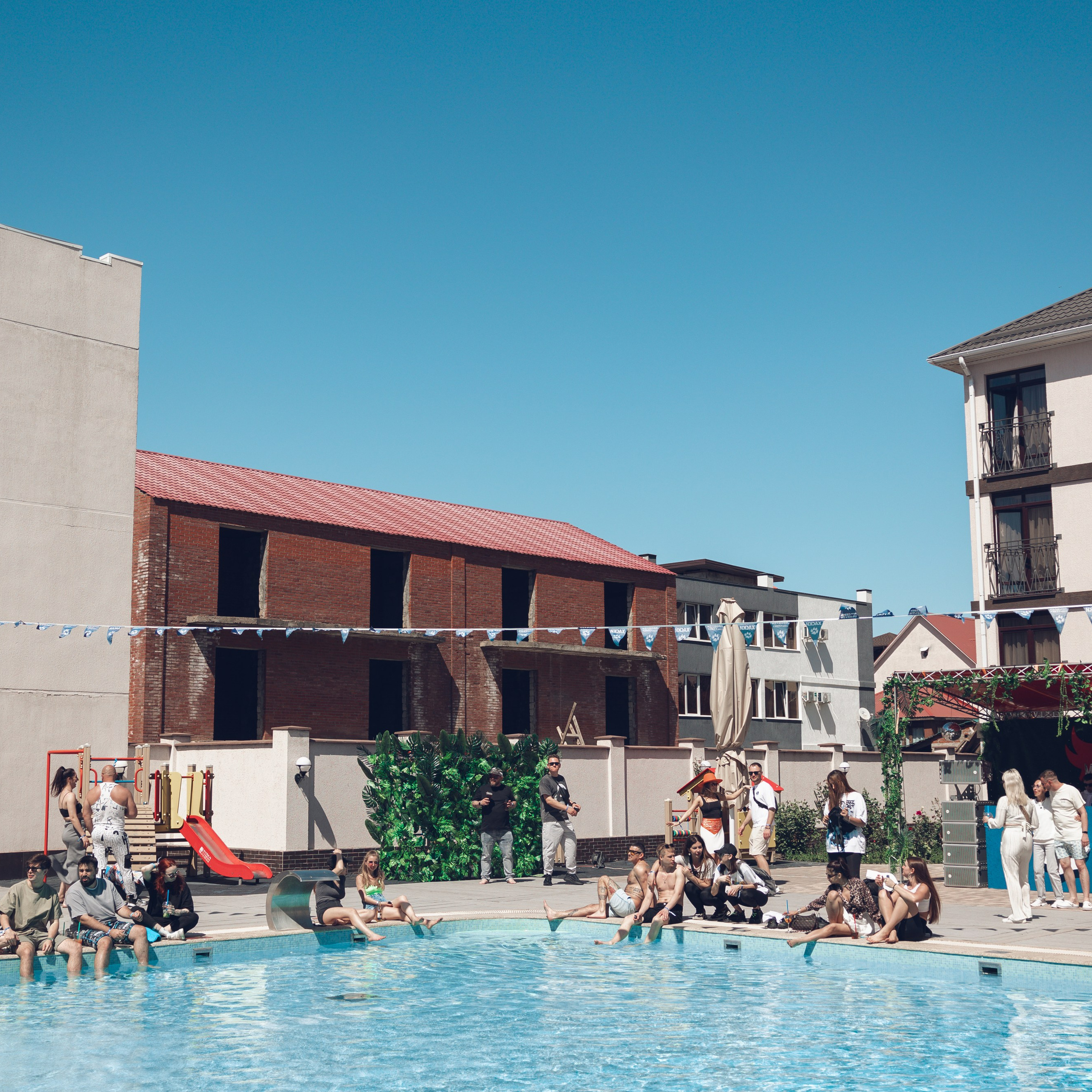 MAEWKA. Репортажный и свадебный фотограф в Краснодаре Владислав Рыжов