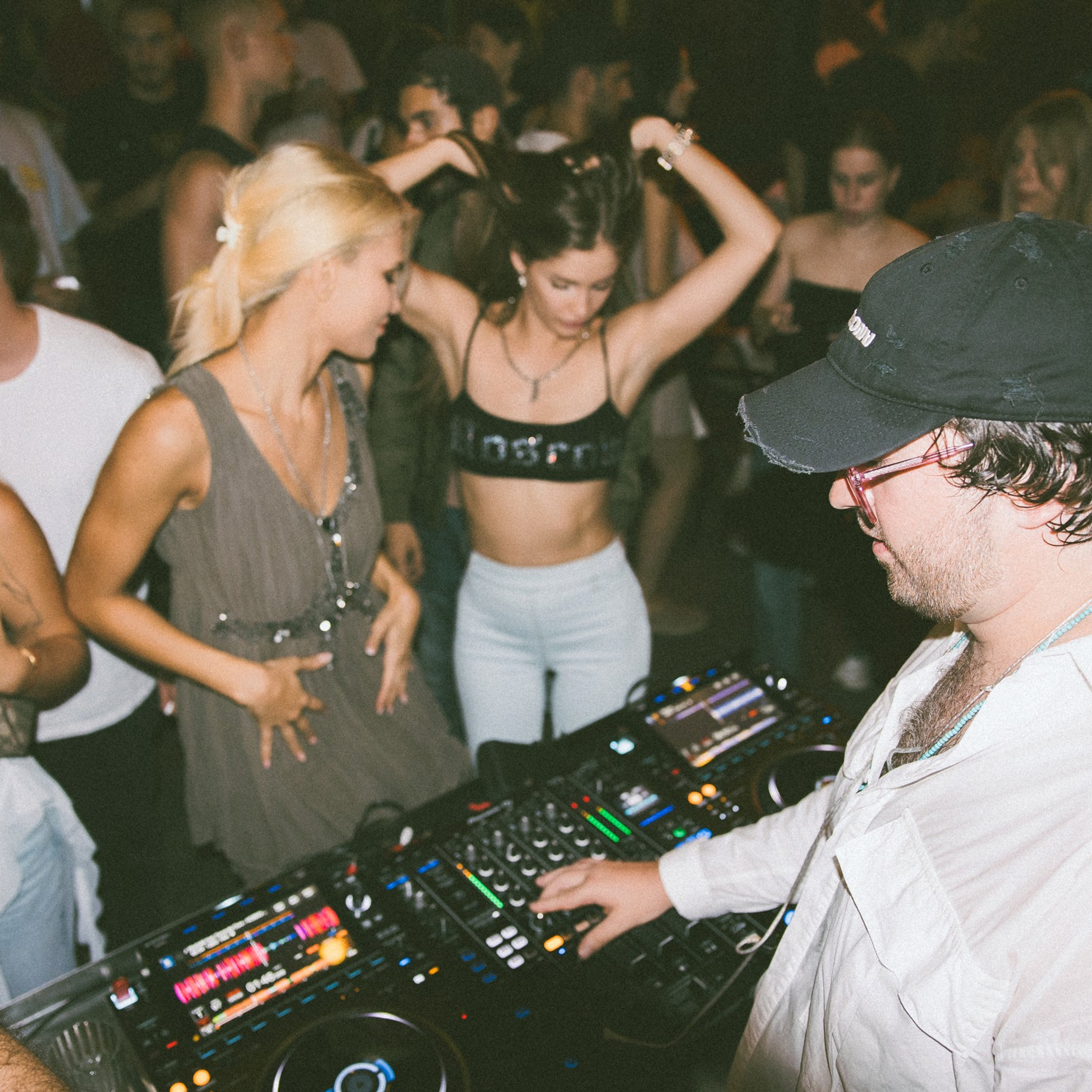 Йокай. Репортажный и свадебный фотограф в Краснодаре Владислав Рыжов