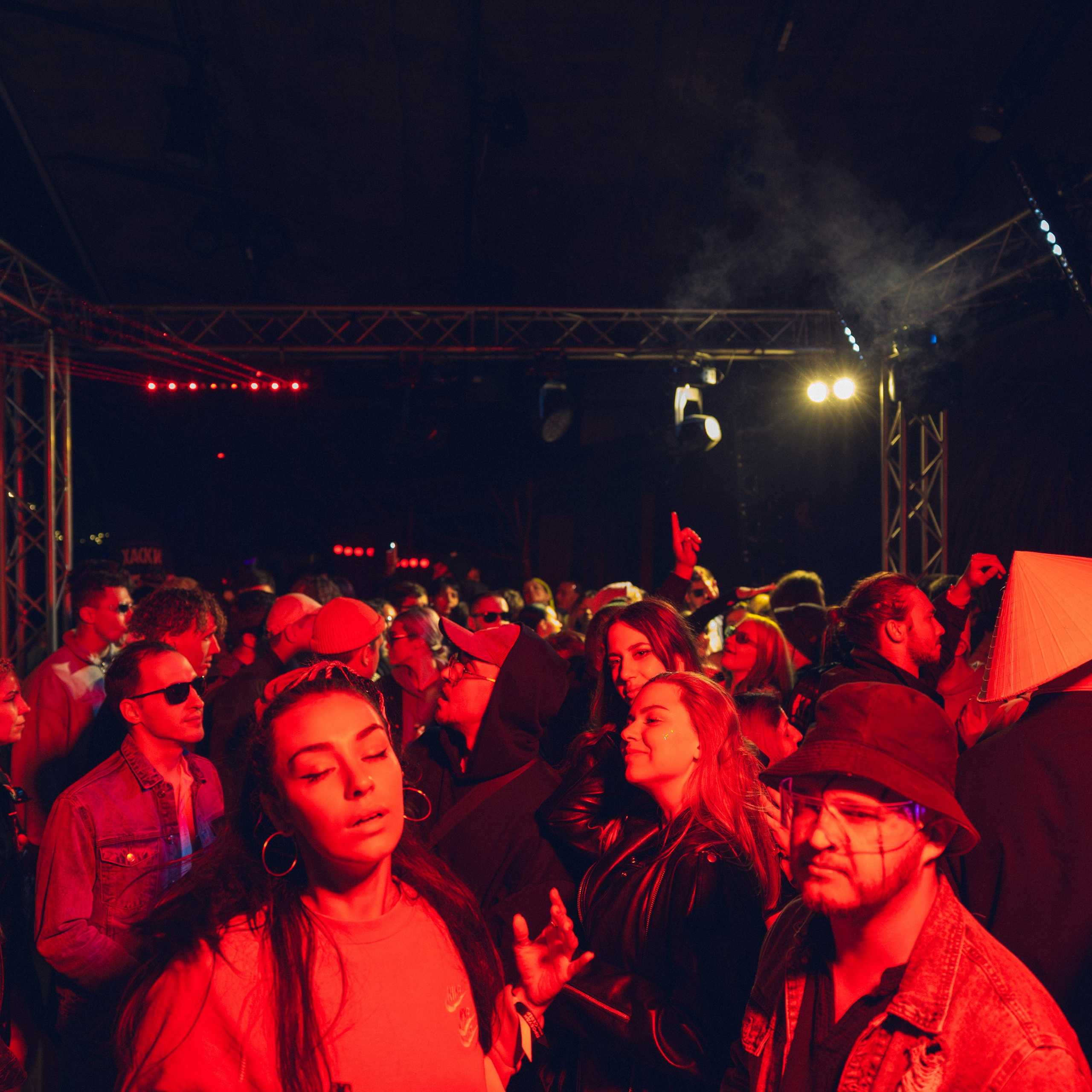 MAEWKA. Репортажный и свадебный фотограф в Краснодаре Владислав Рыжов