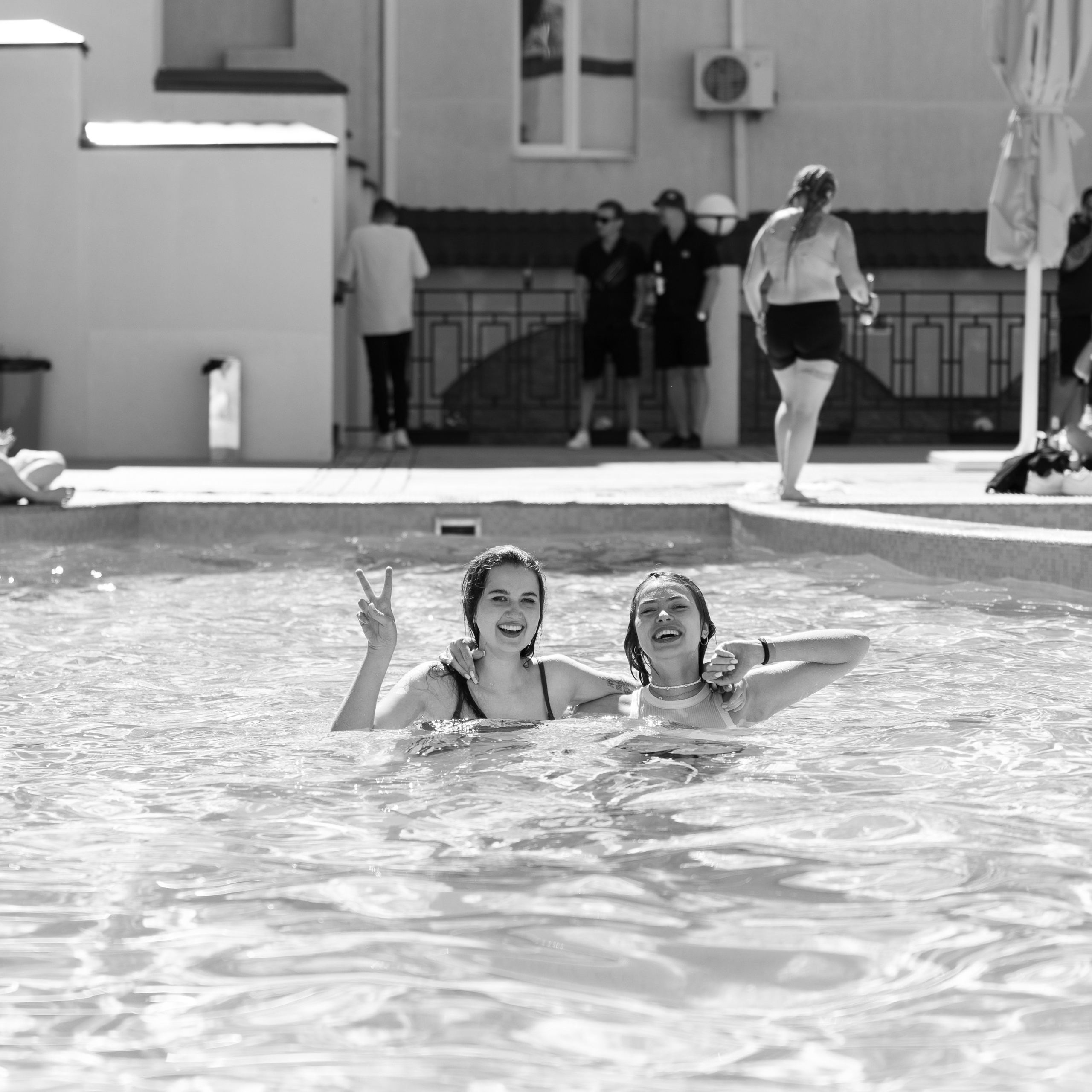 MAEWKA. Репортажный и свадебный фотограф в Краснодаре Владислав Рыжов