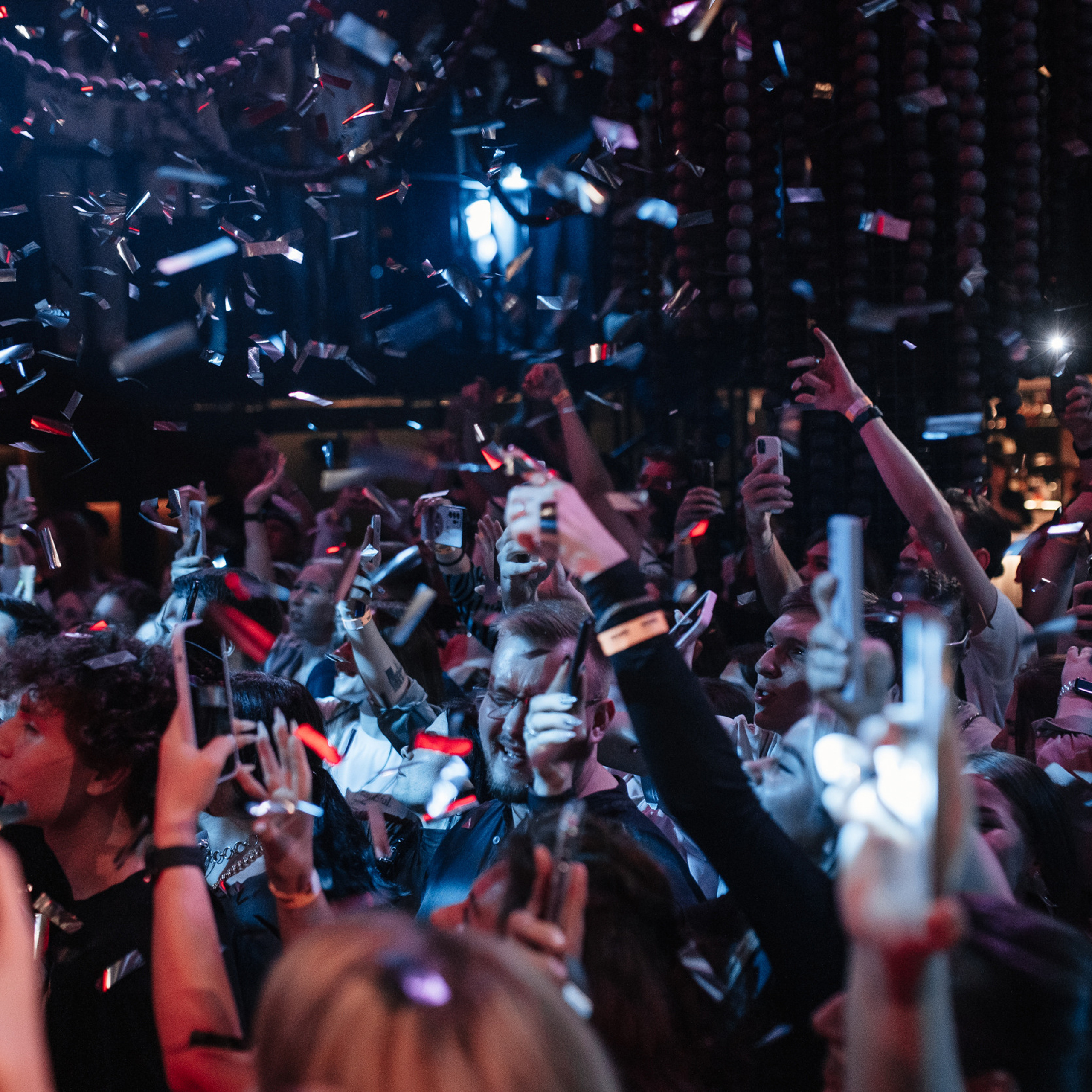 Sqwoz bab. Репортажный и свадебный фотограф в Краснодаре Владислав Рыжов