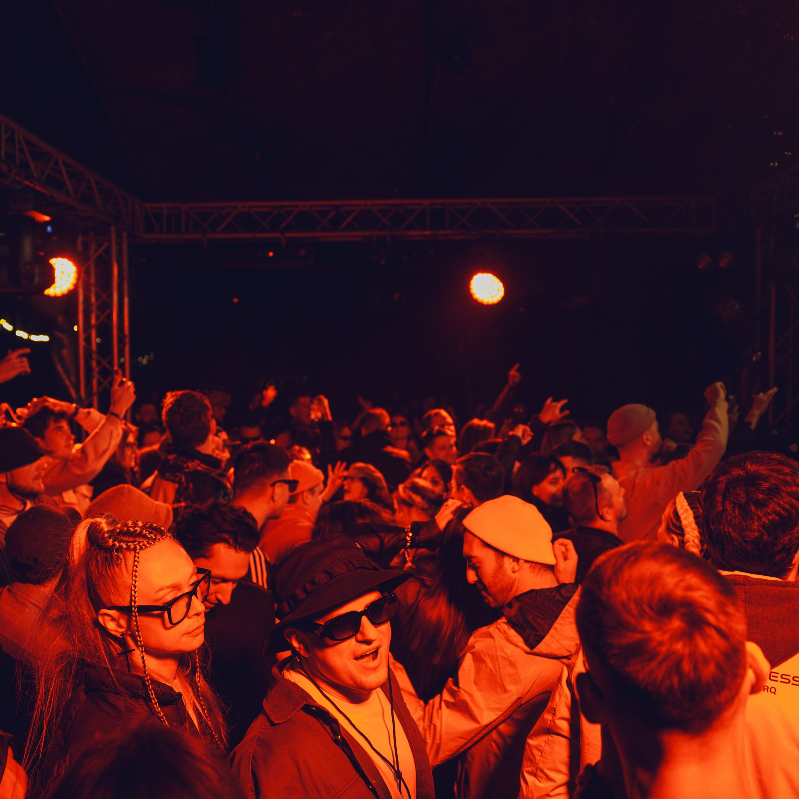 MAEWKA. Репортажный и свадебный фотограф в Краснодаре Владислав Рыжов