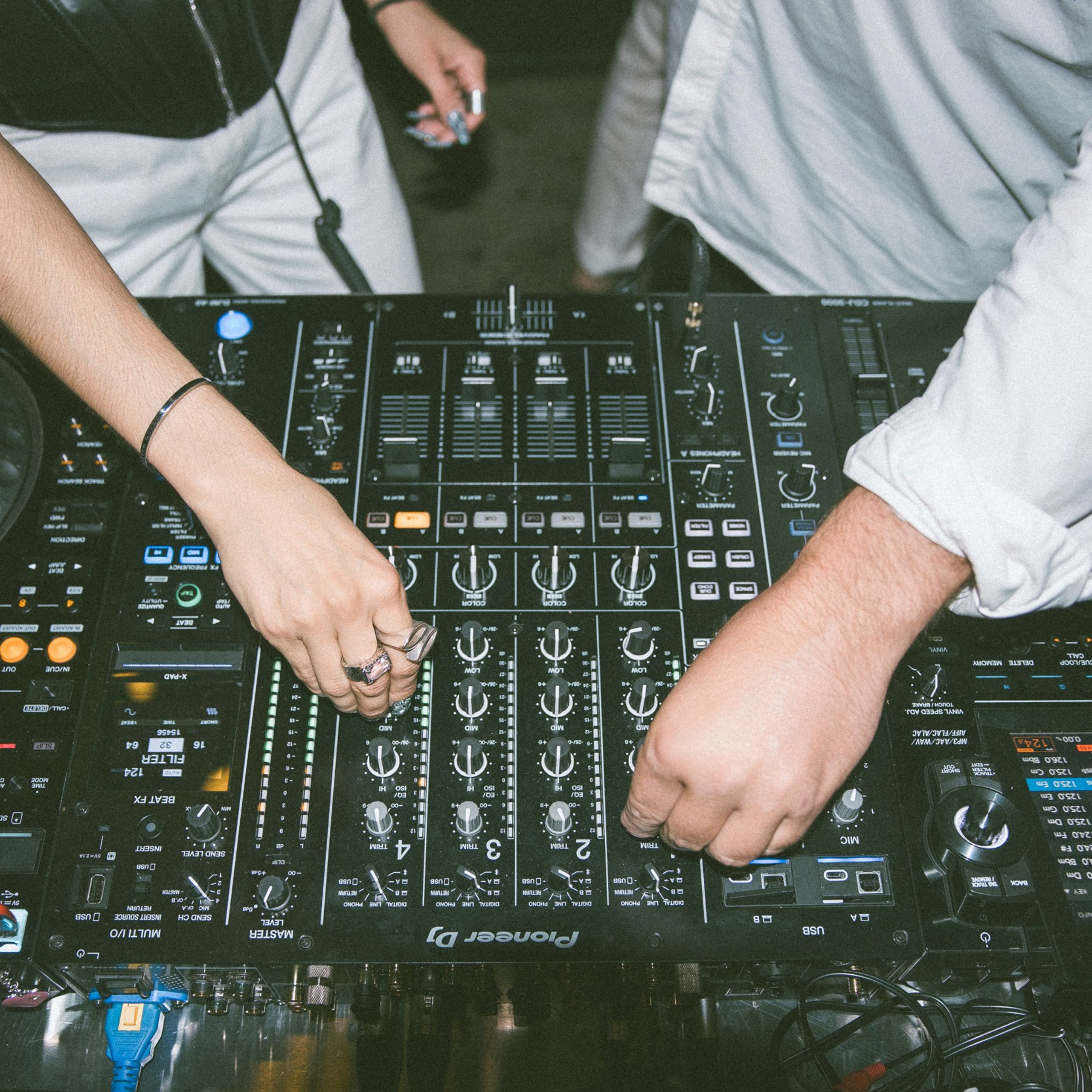 Йокай. Репортажный и свадебный фотограф в Краснодаре Владислав Рыжов