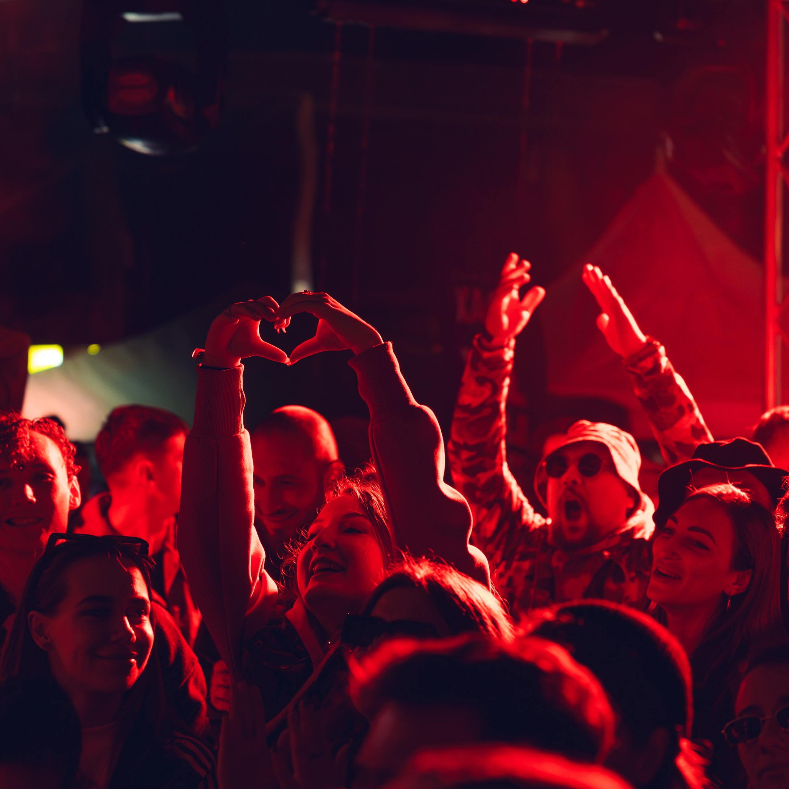 MAEWKA. Репортажный и свадебный фотограф в Краснодаре Владислав Рыжов