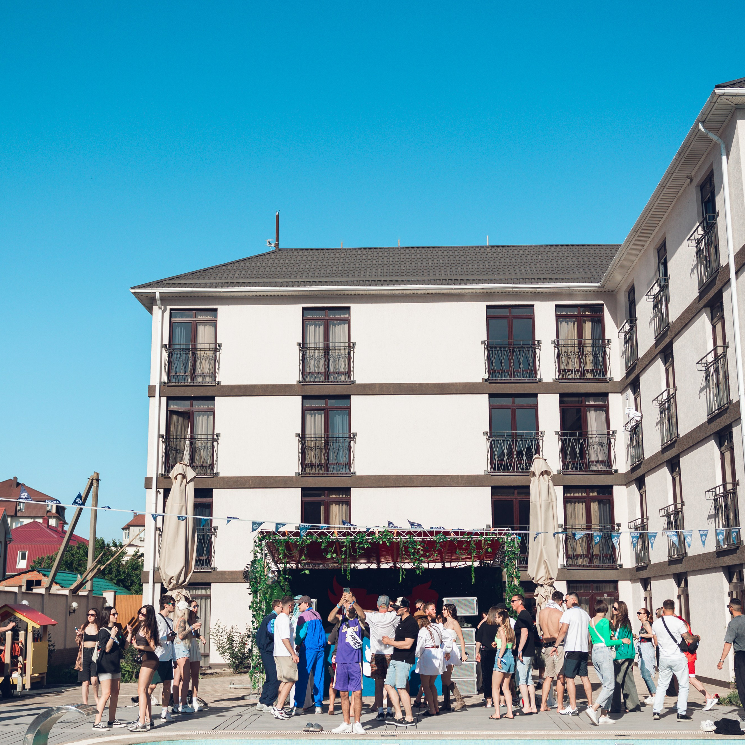 MAEWKA. Репортажный и свадебный фотограф в Краснодаре Владислав Рыжов