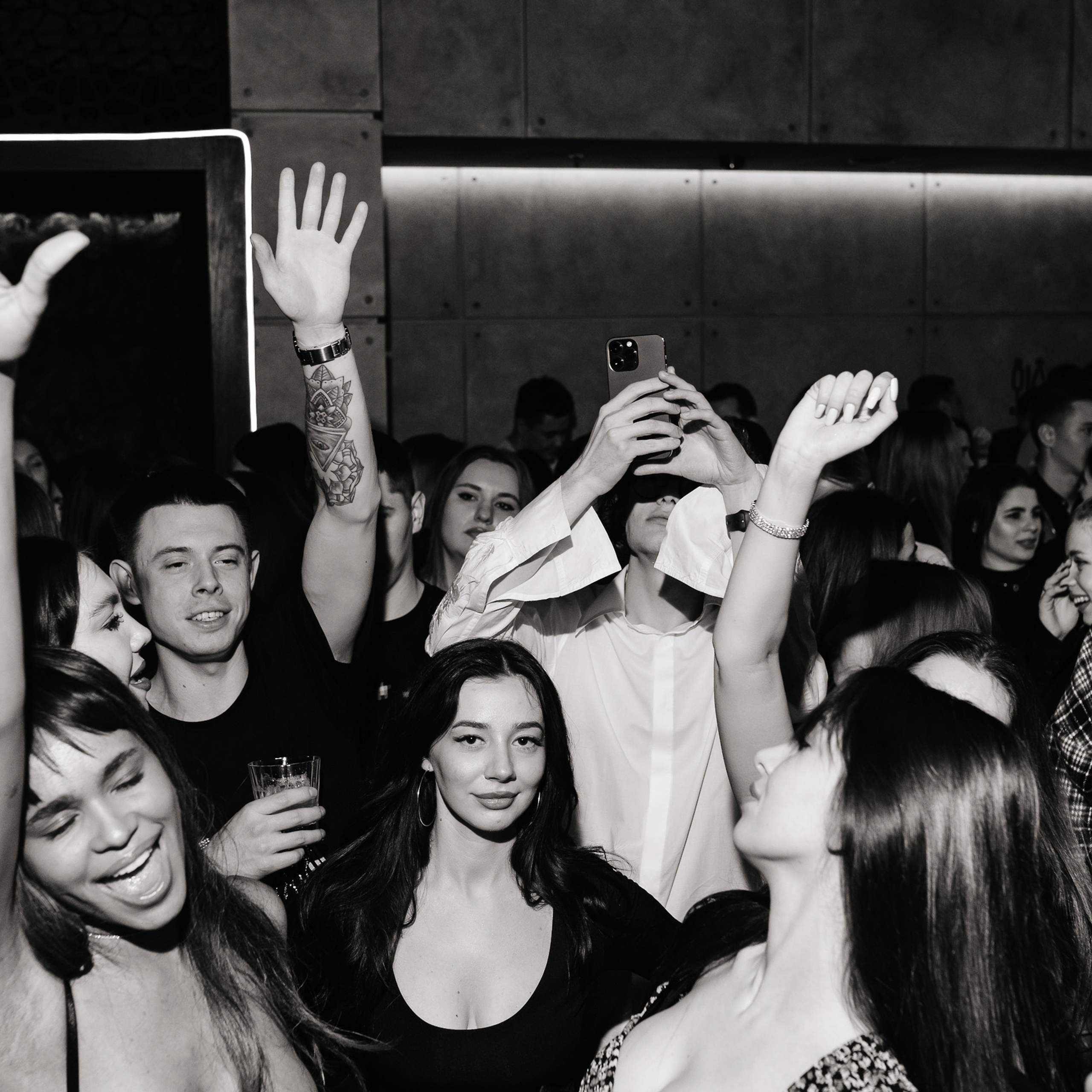 Pink Vibes Dj Cherocky. Репортажный и свадебный фотограф в Краснодаре Владислав Рыжов