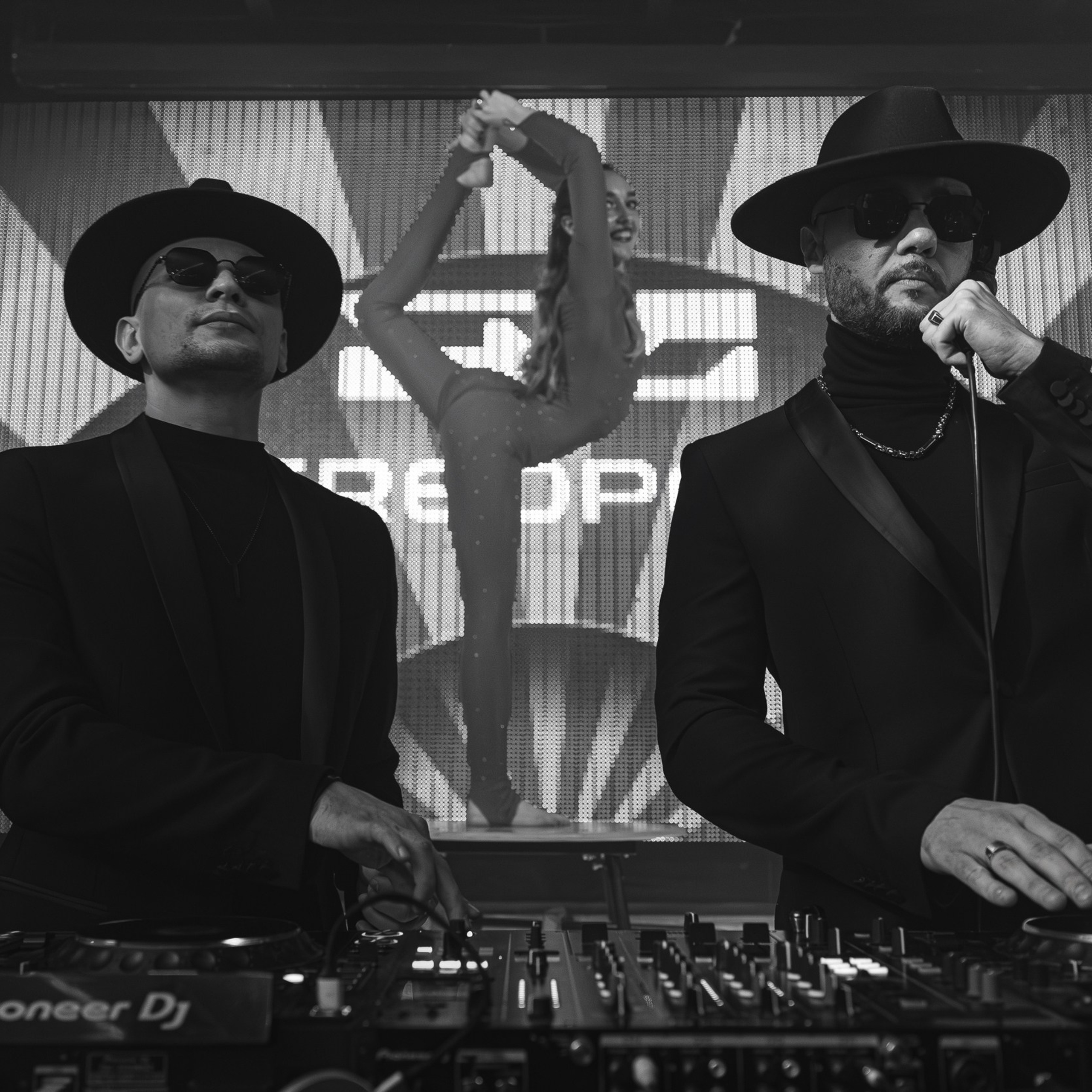 Circus 64. Репортажный и свадебный фотограф в Краснодаре Владислав Рыжов